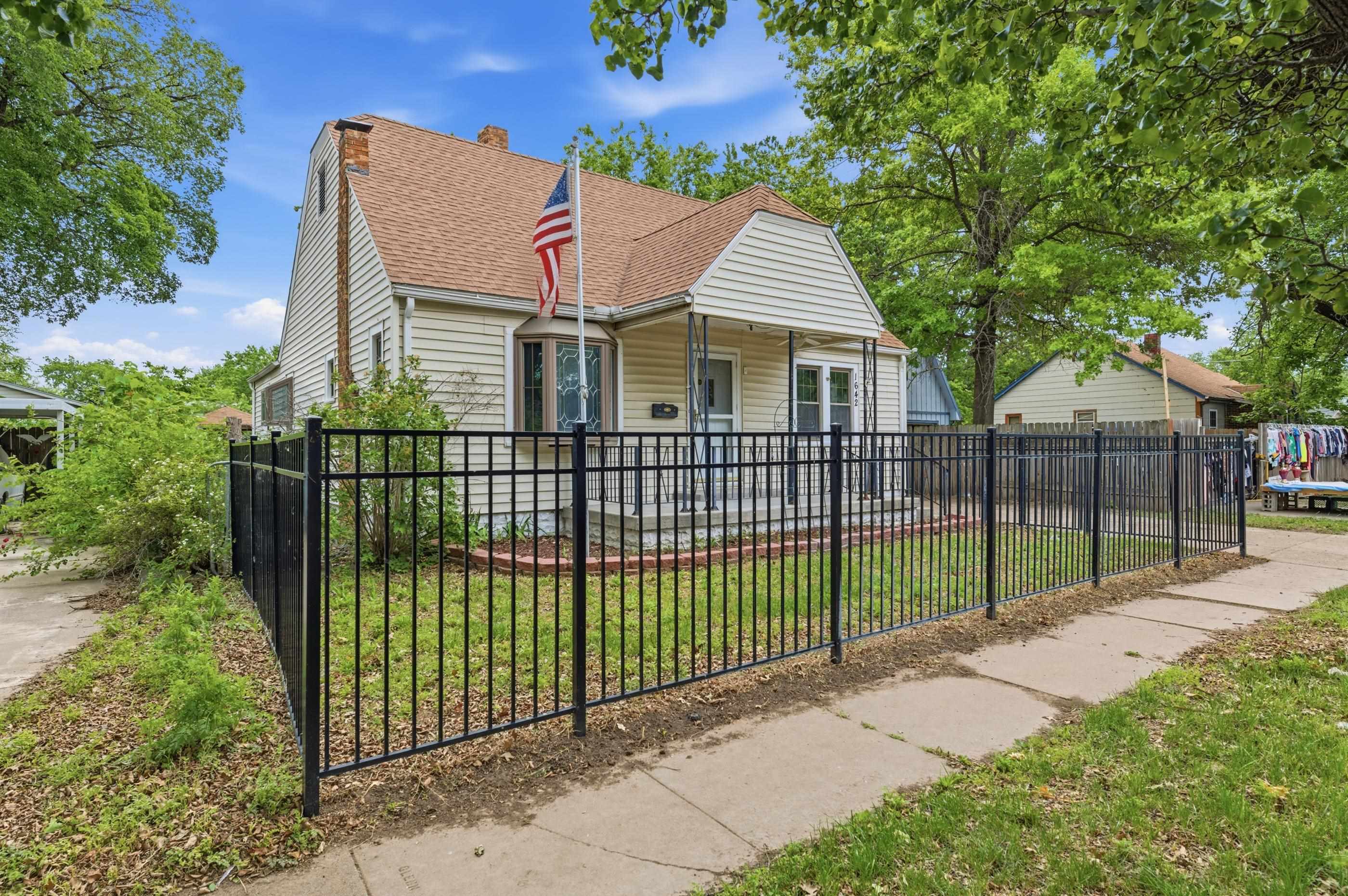 1642 S Mosley Wichita KS 67211