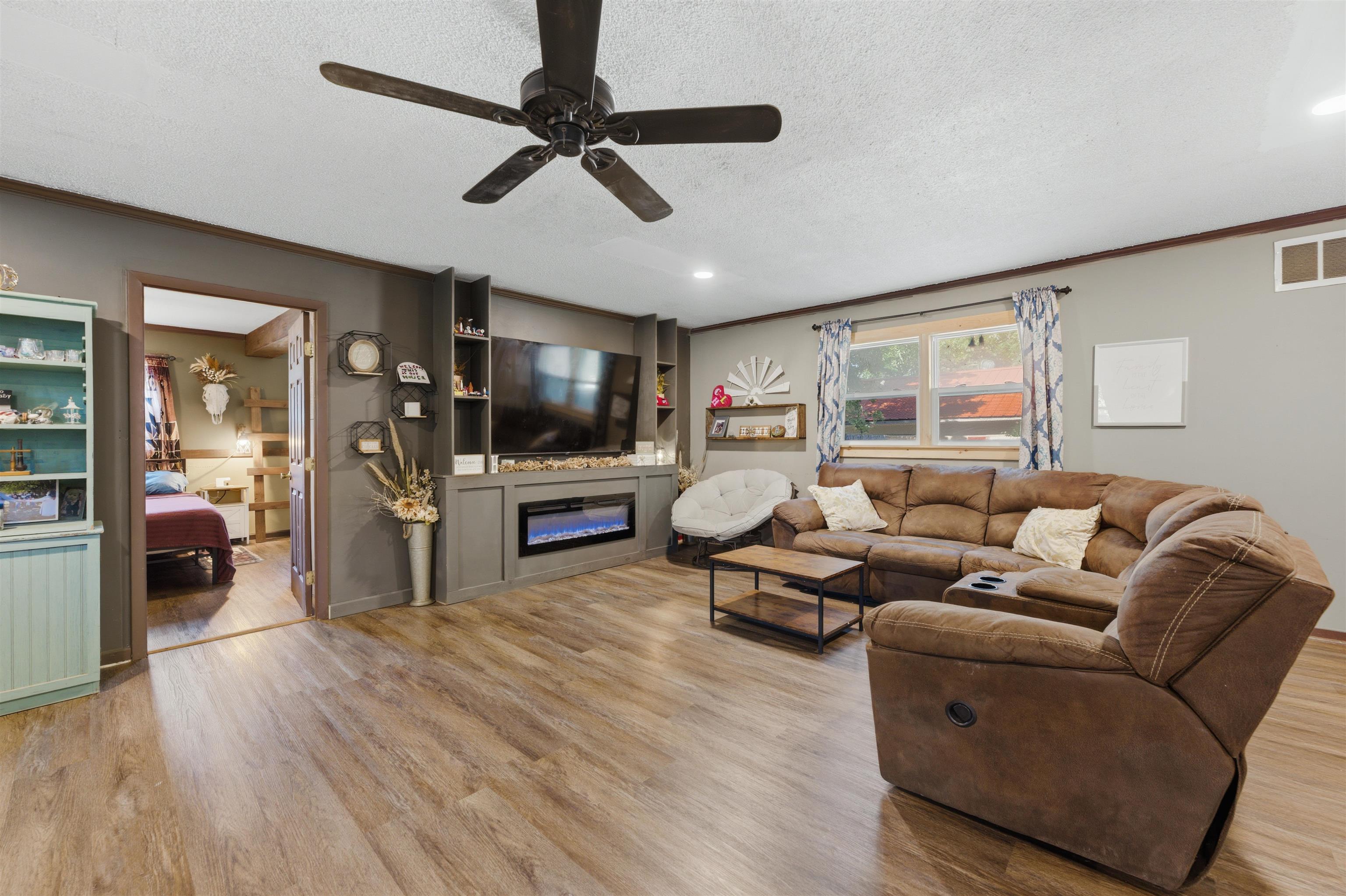 717 E High Street Towanda KS 67144