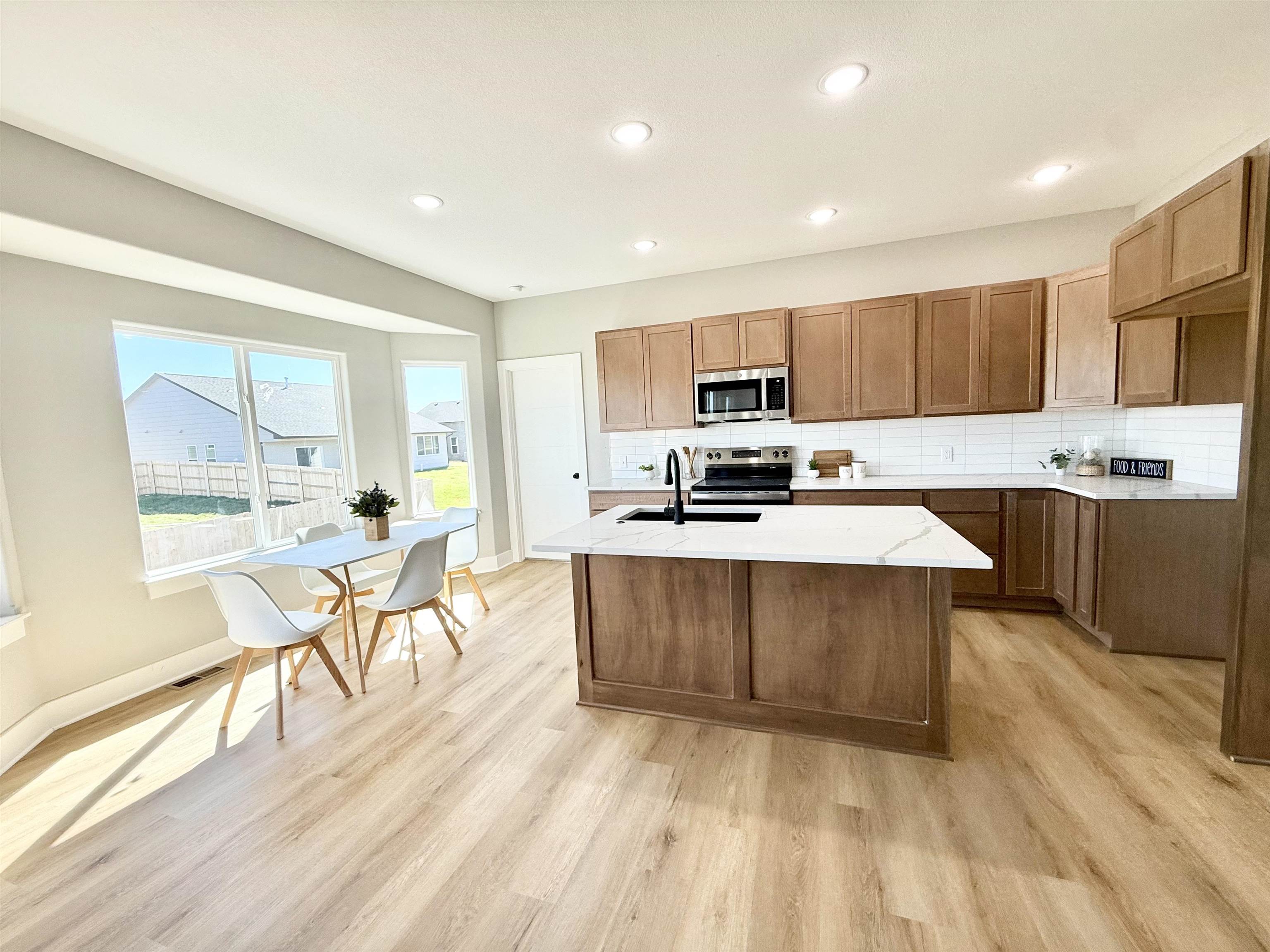 5468 N Toben Drive Bel Aire KS 67226