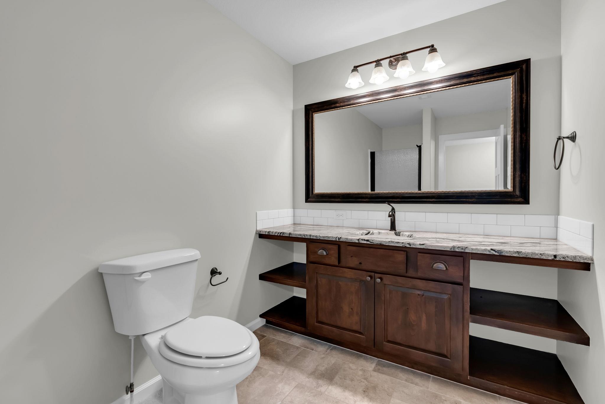 2311 N Lakeside Circle Andover KS 67002