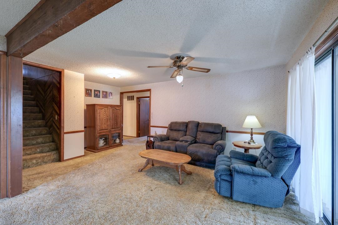 908 N 4th Street Arkansas City KS 67005