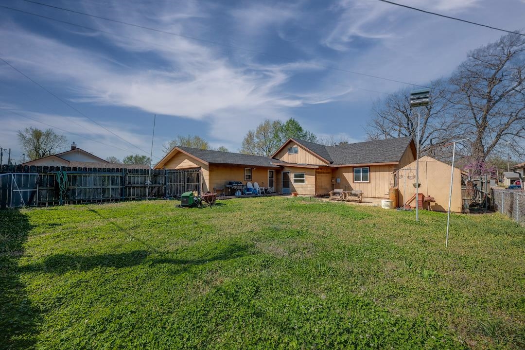 908 N 4th Street Arkansas City KS 67005