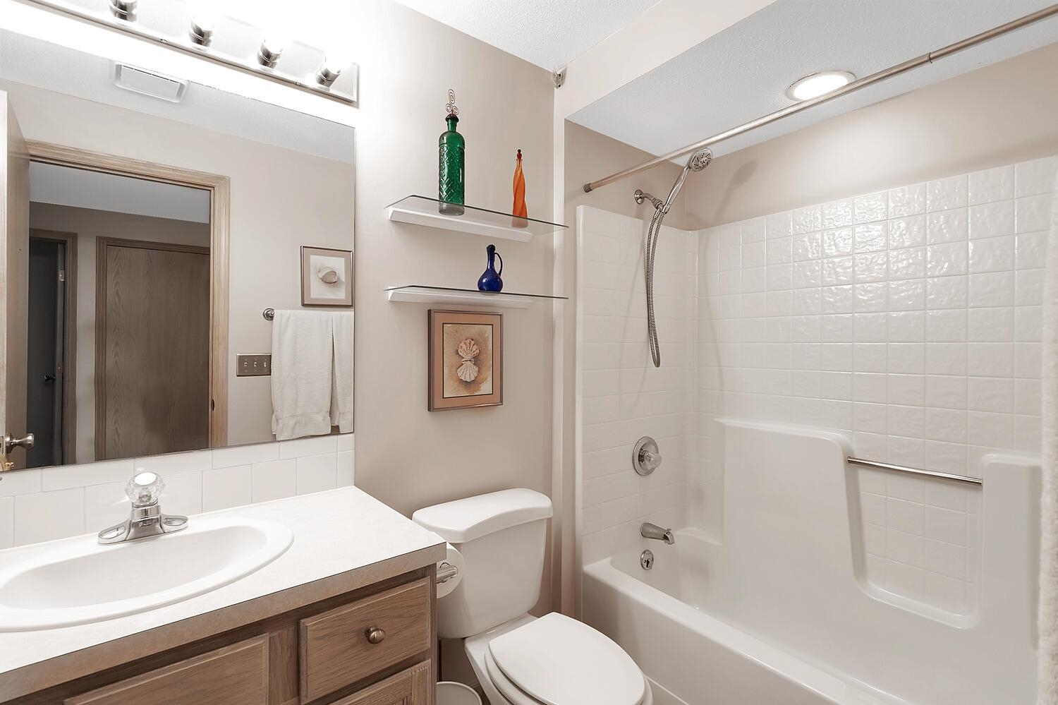 114 S Lakeside Drive Andover KS 67002