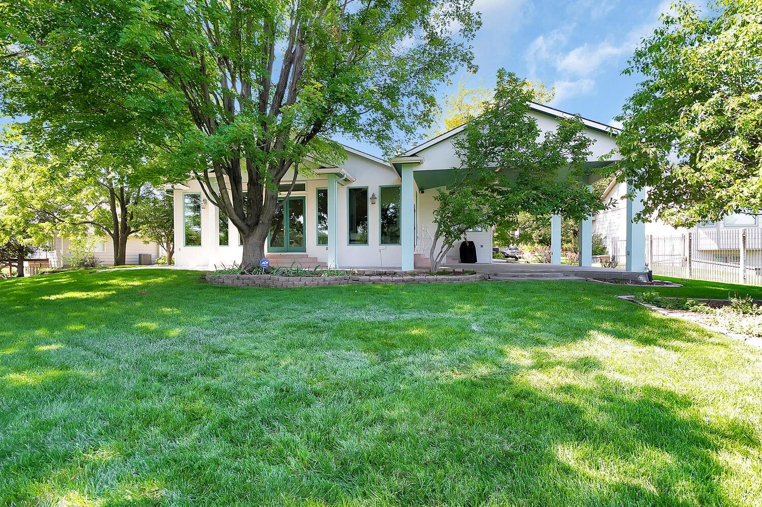 114 S Lakeside Drive Andover KS 67002