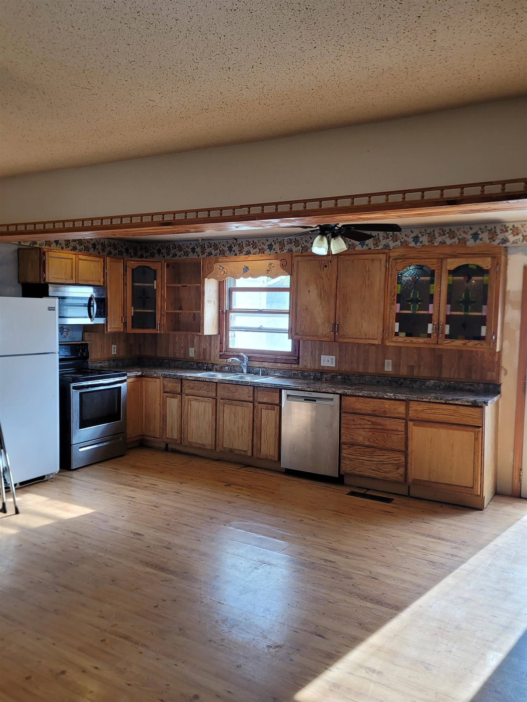 1208 Grandview Avenue Newton KS 67114