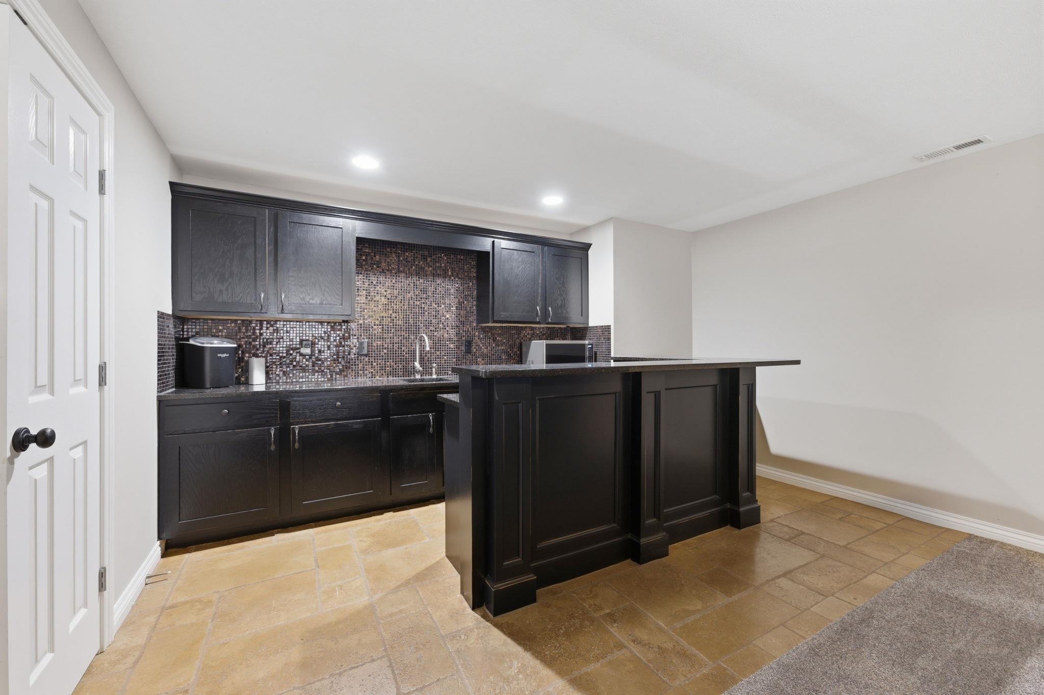 6611 E Central Park Avenue Bel Aire KS 67226