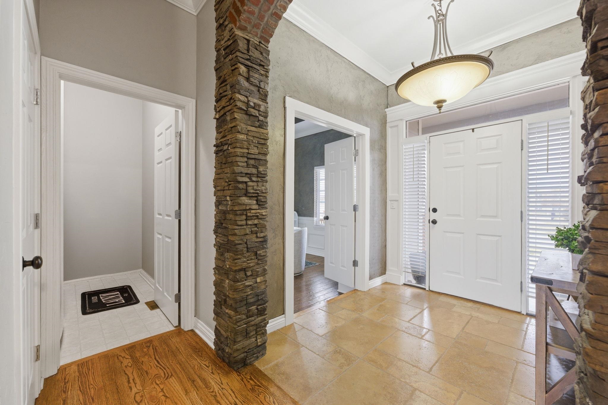 6611 E Central Park Avenue Bel Aire KS 67226