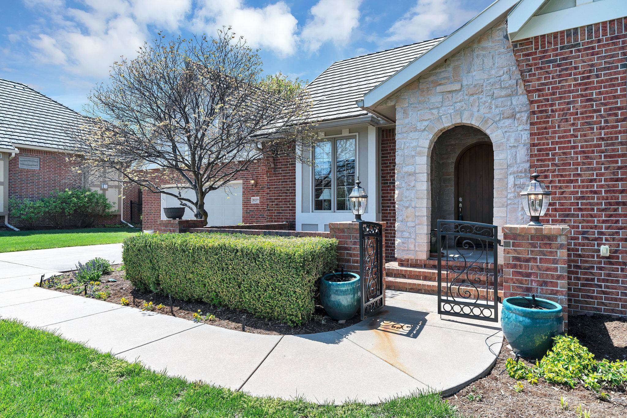 9237 N Wilson Estates Court Wichita KS 67206