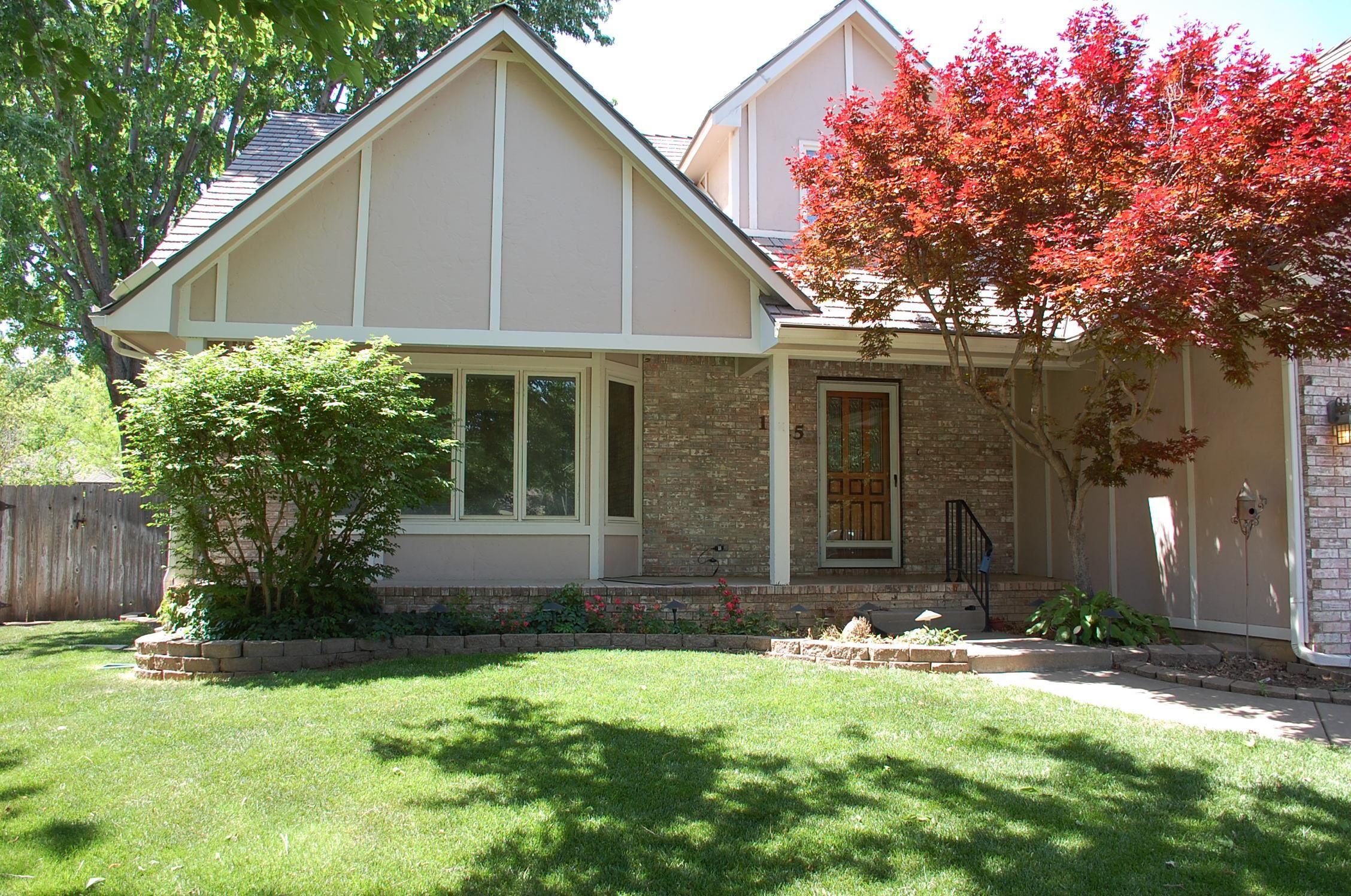 1215 N Fieldcrest Court Wichita KS 67212