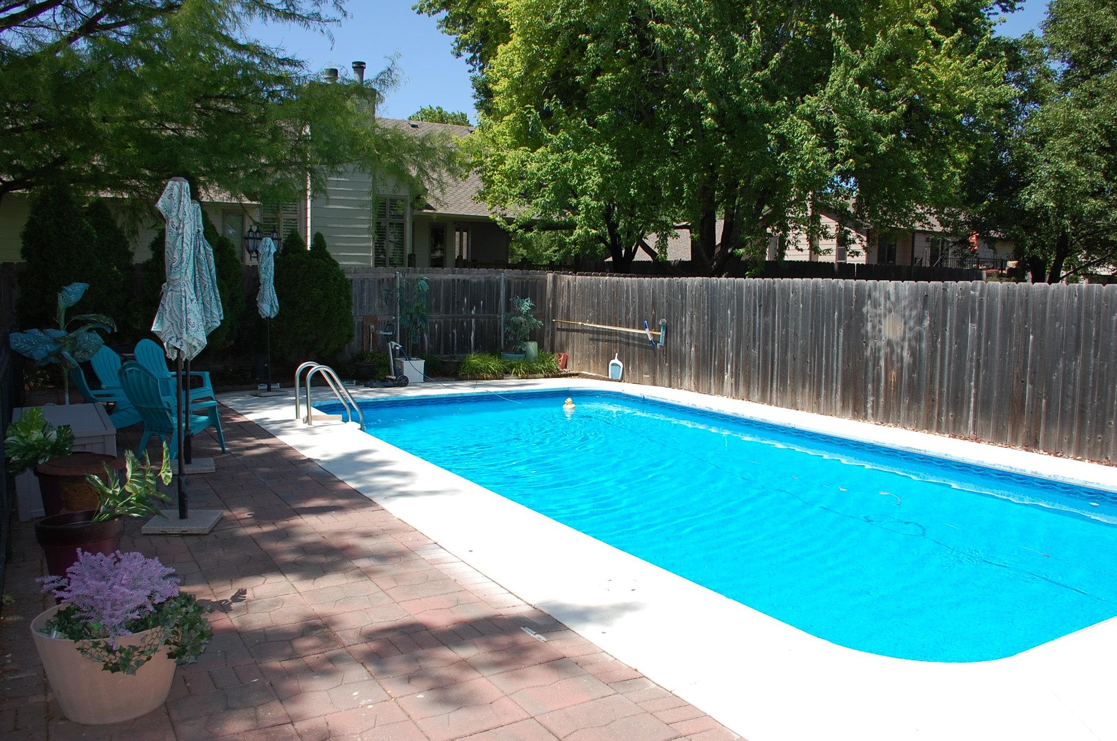 1215 N Fieldcrest Court Wichita KS 67212