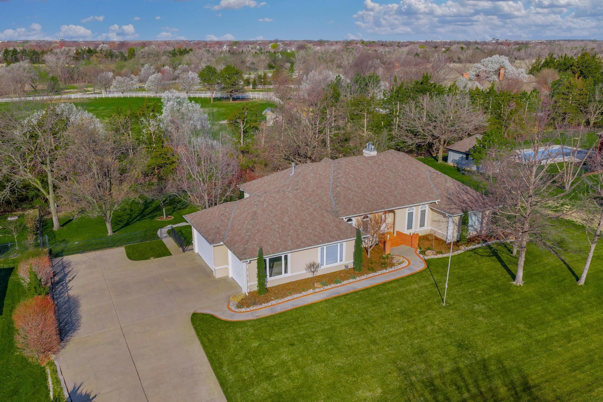 1501 N Castle Rock Wichita KS 67230
