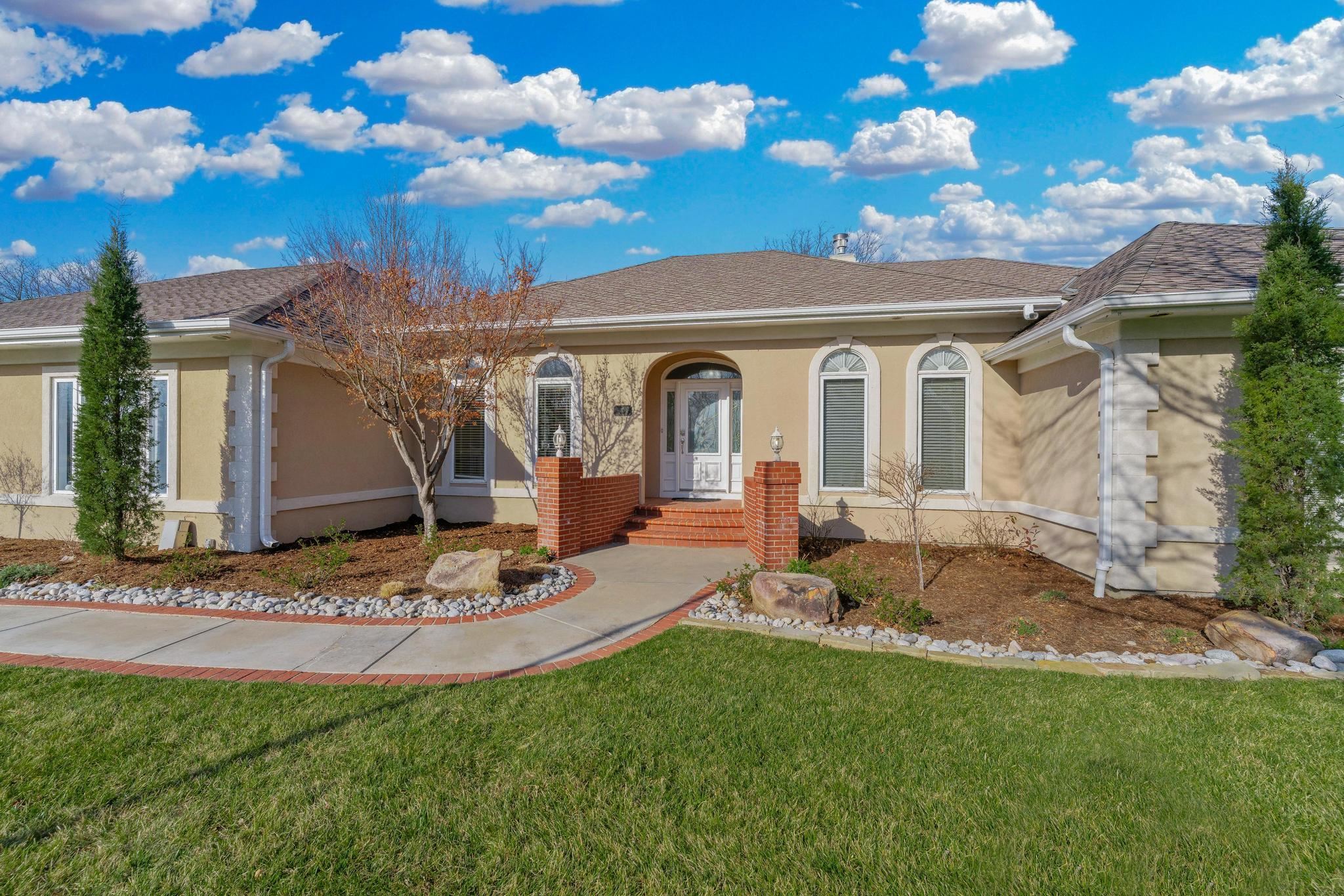 1501 N Castle Rock Wichita KS 67230