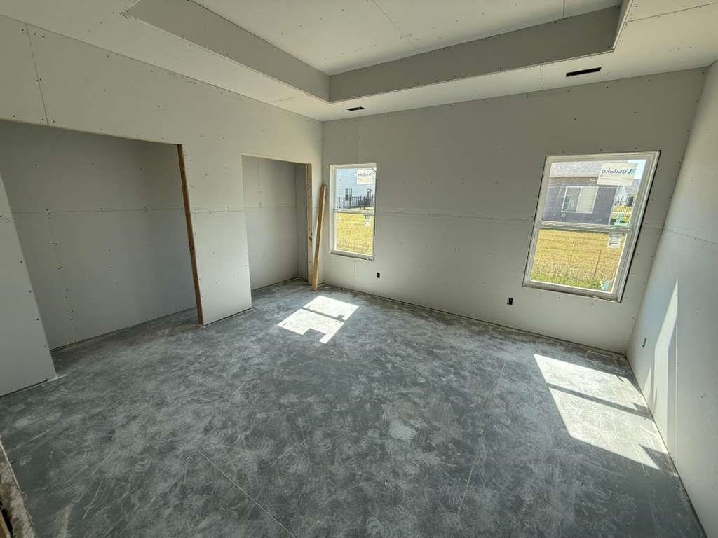 5079 N Toben Drive Bel Aire KS 67226