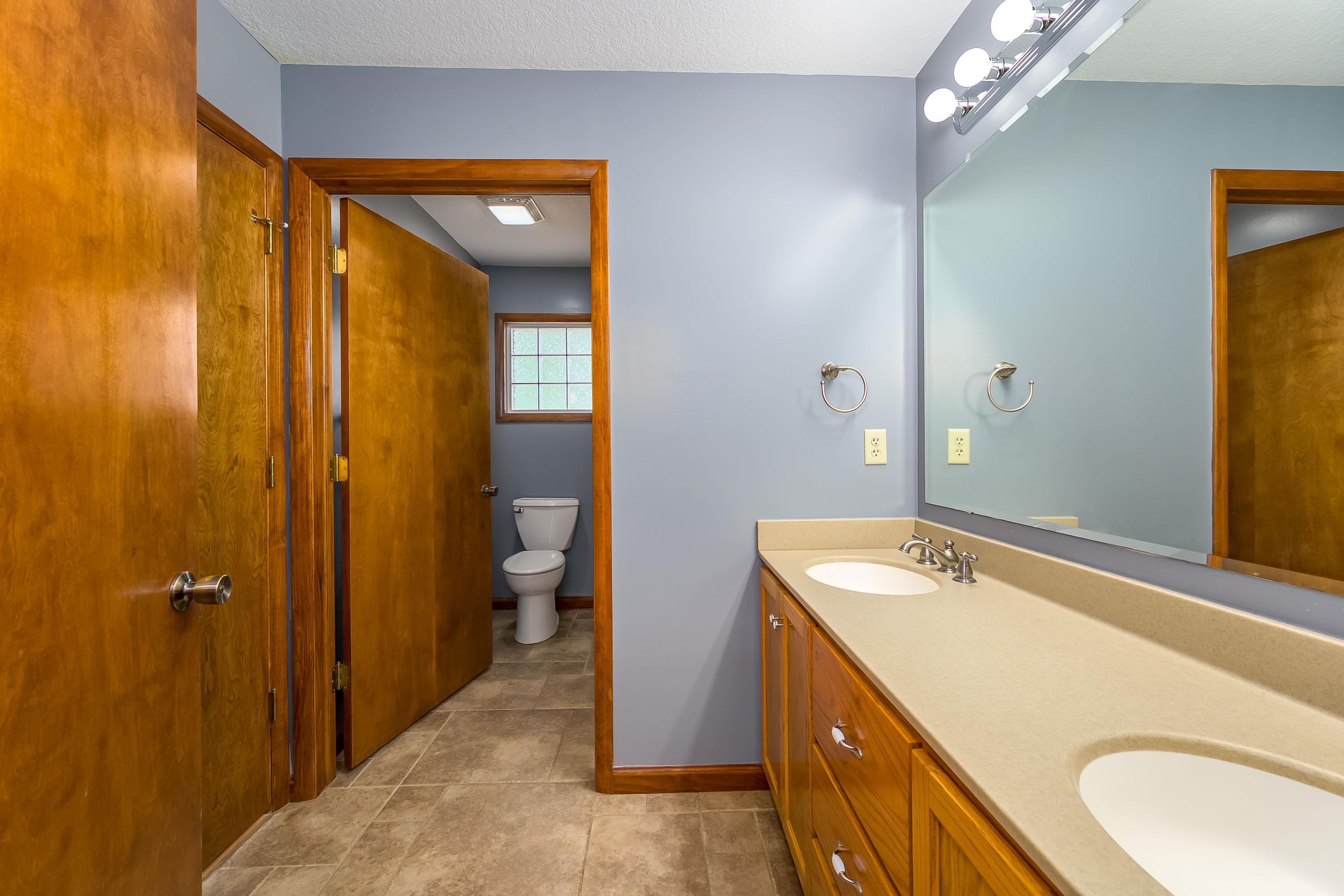 829 N Greenwich Road Belle Plaine KS 67013