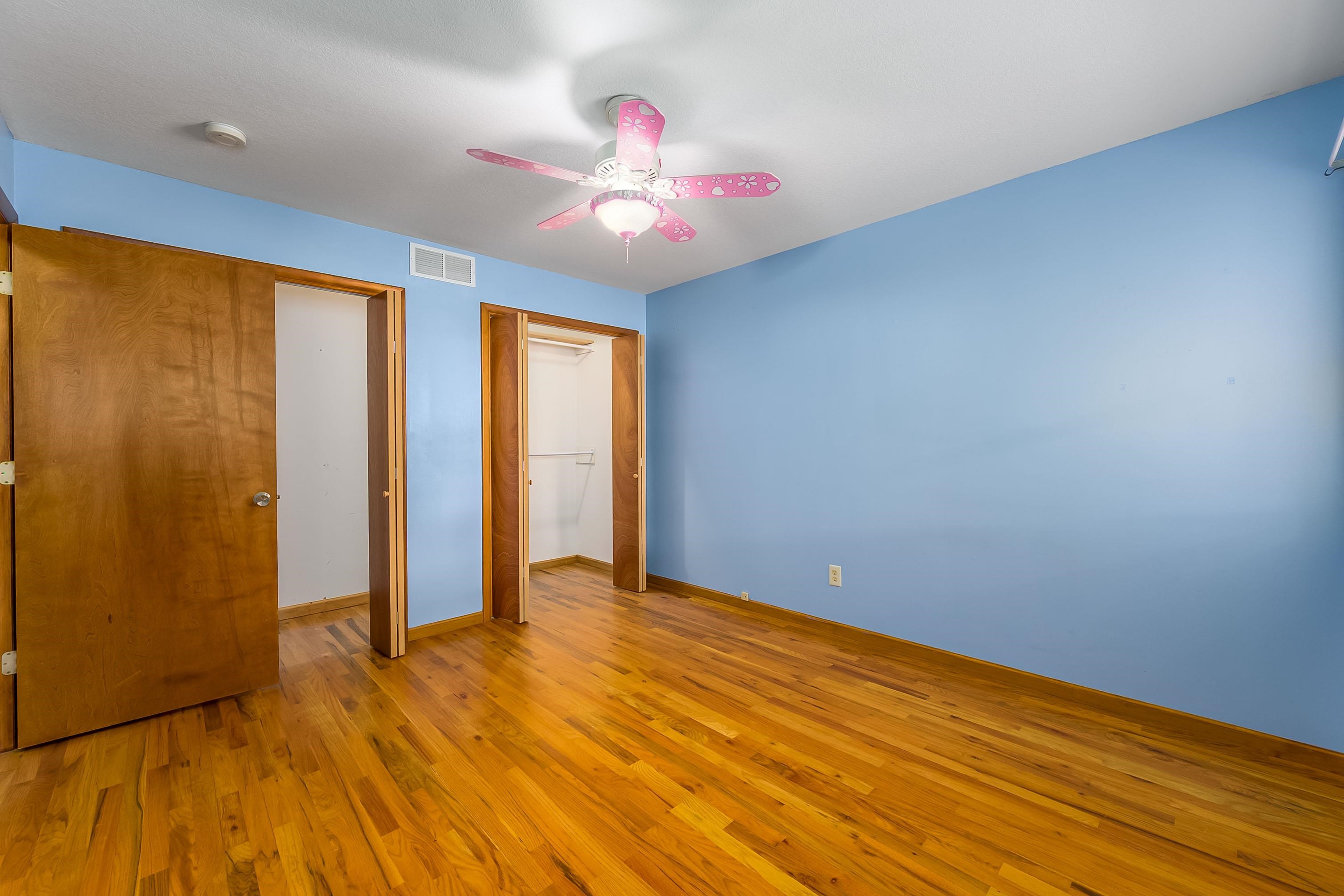 829 N Greenwich Road Belle Plaine KS 67013