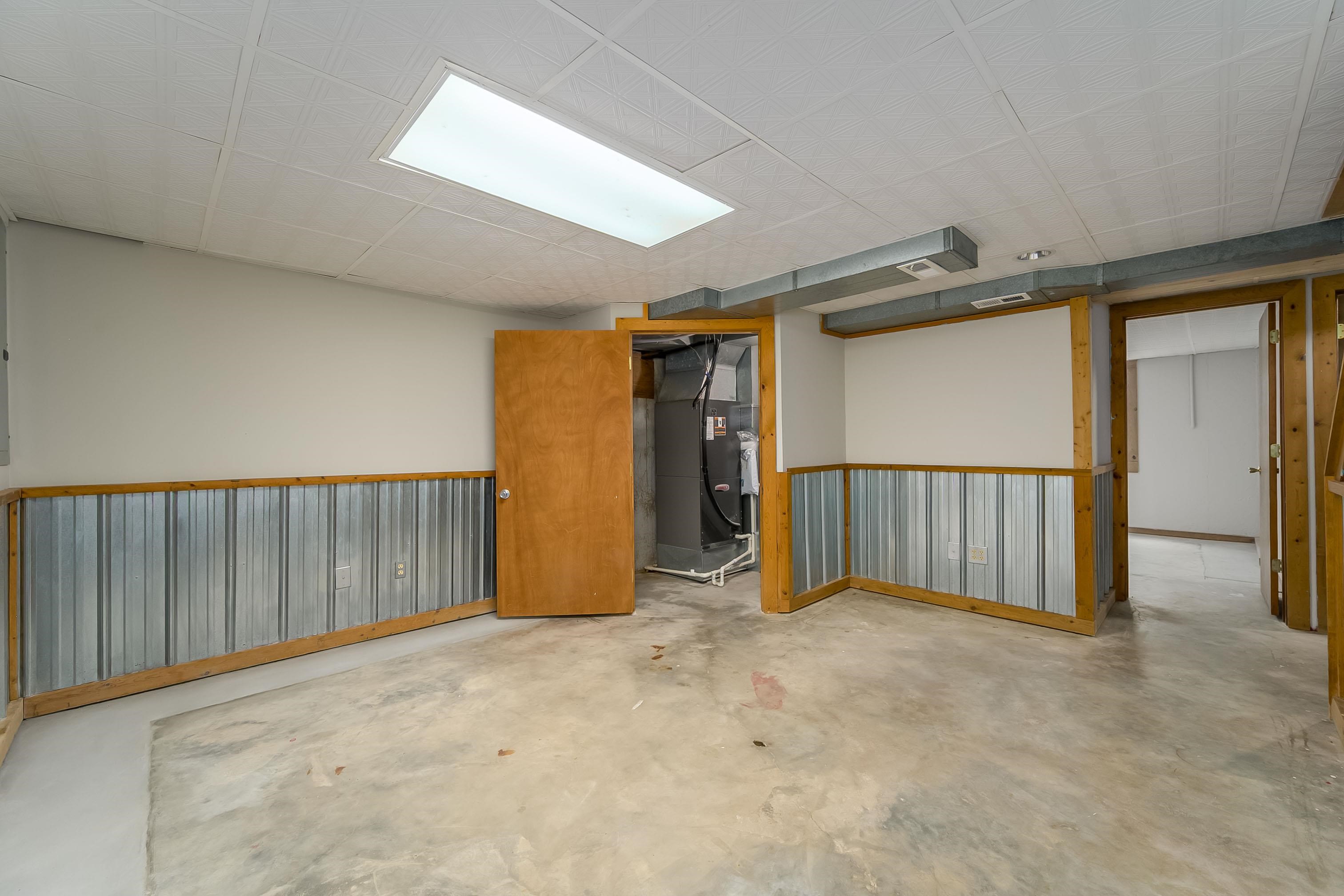 829 N Greenwich Road Belle Plaine KS 67013