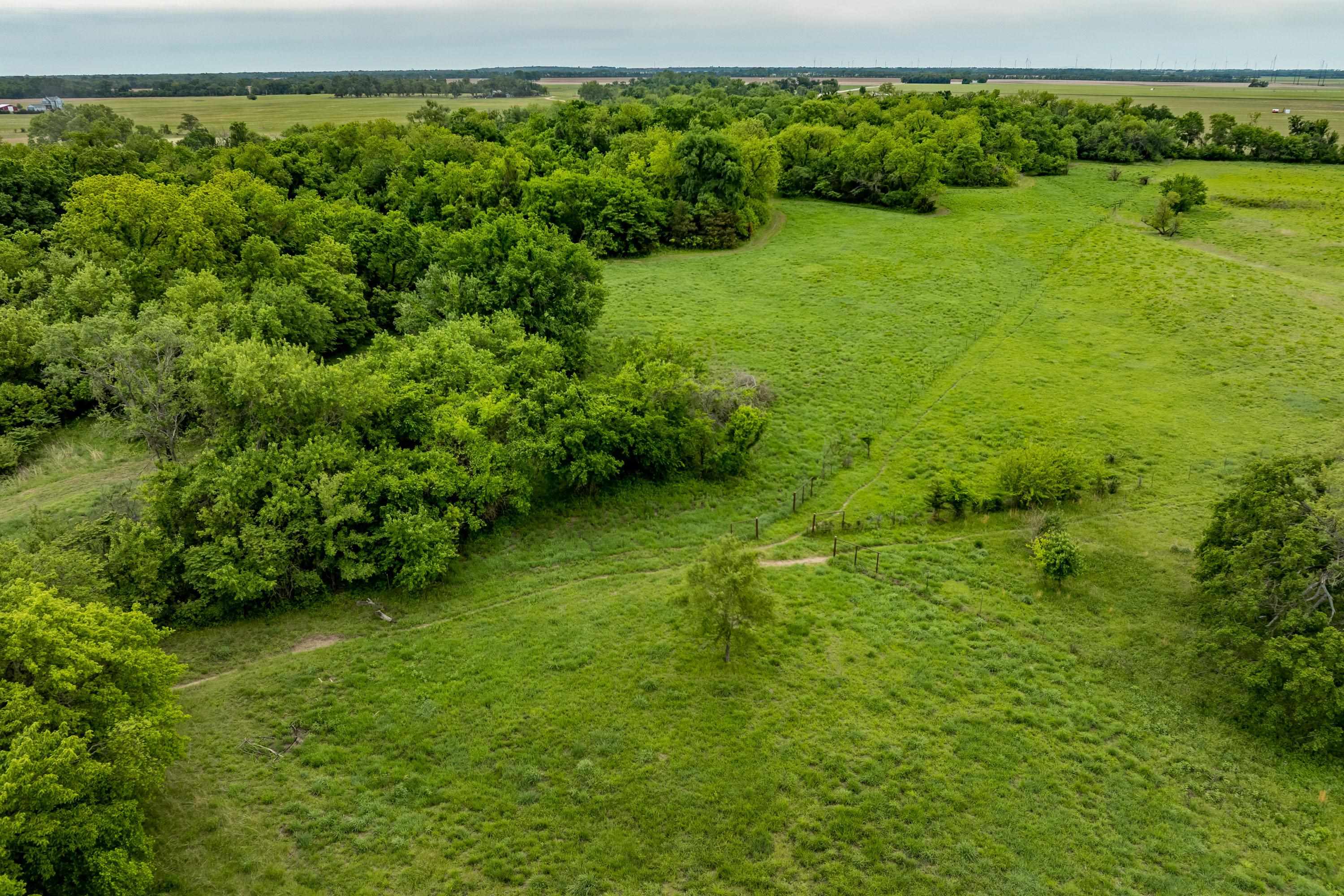 829 N Greenwich Road Belle Plaine KS 67013