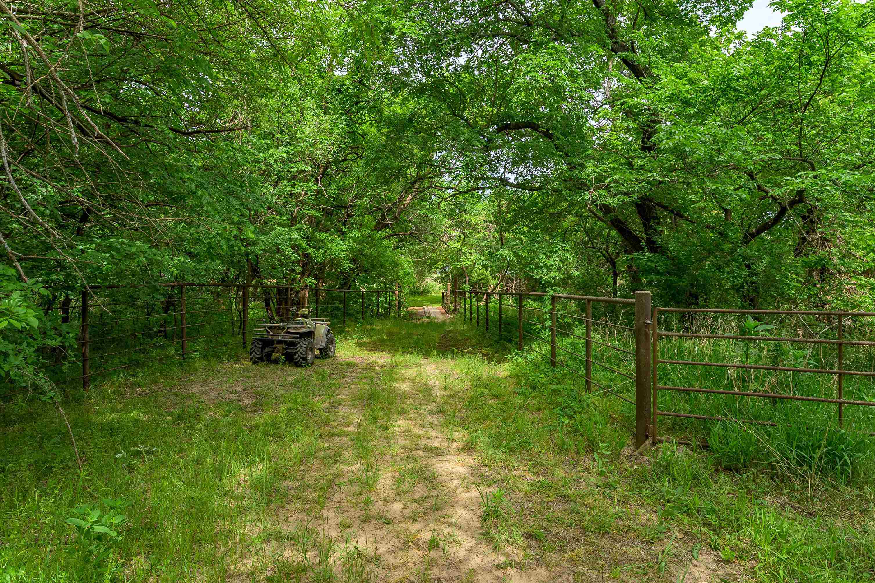 829 N Greenwich Road Belle Plaine KS 67013