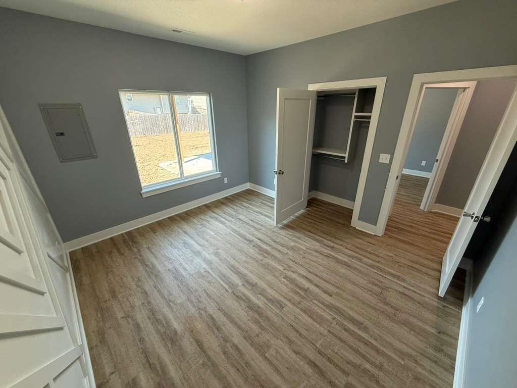 8974 E Forbes Circle Bel Aire KS 67226
