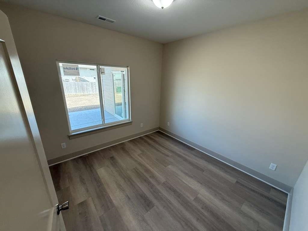 8992 E Forbes Circle Bel Aire KS 67226