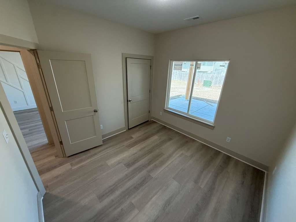 8992 E Forbes Circle Bel Aire KS 67226