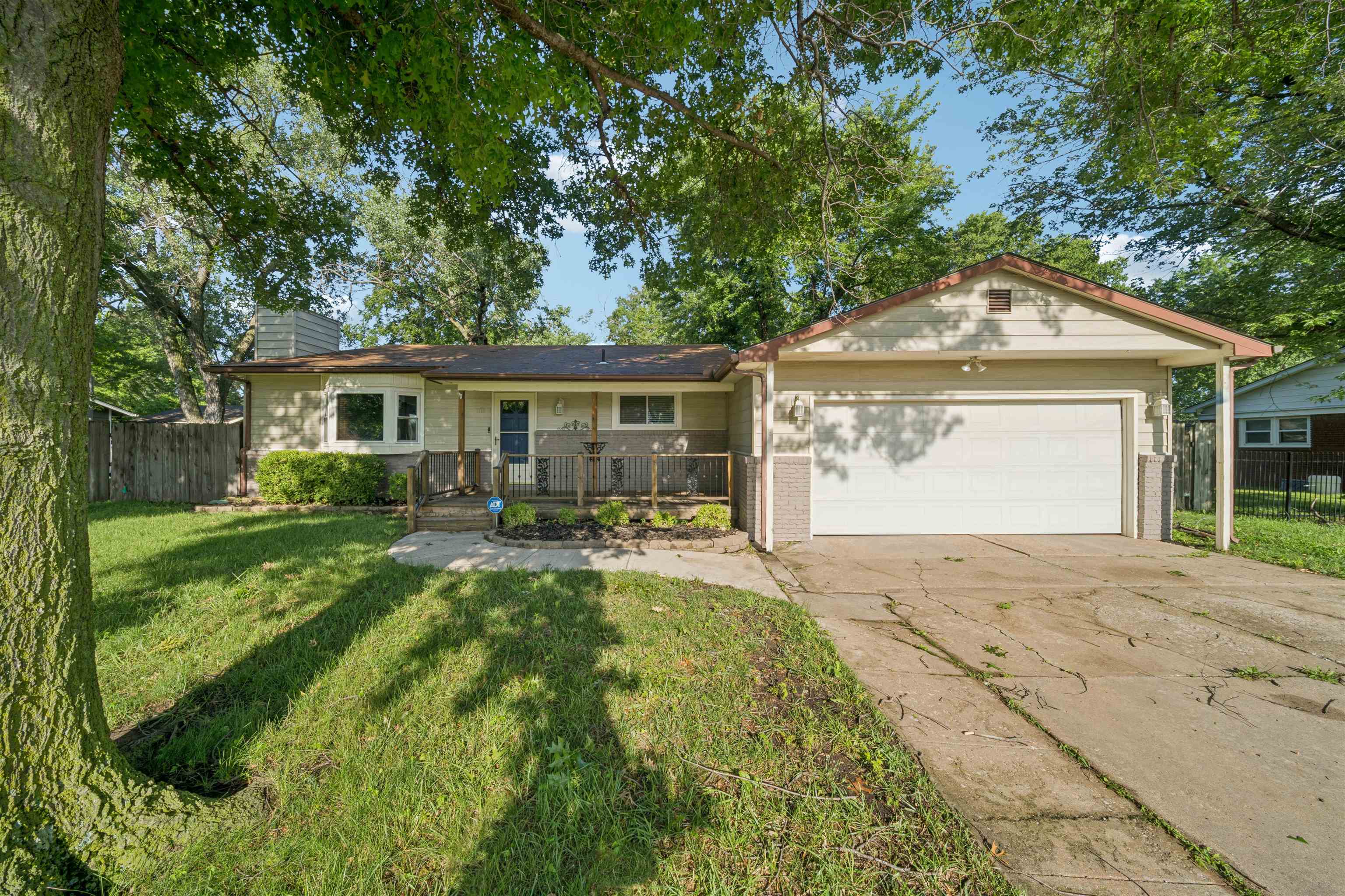 1713 N Terry Lane Andover KS 67002