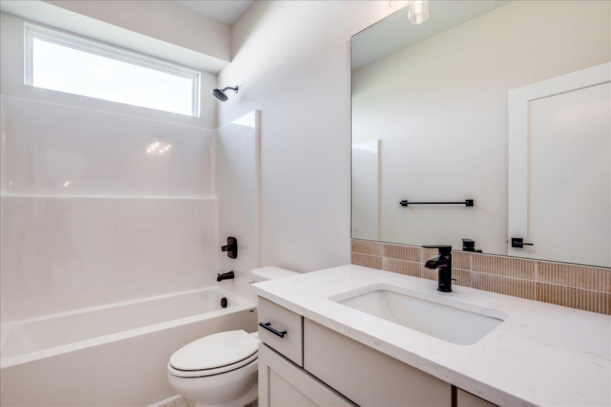 9630 W Cedar Lane Maize KS 67101
