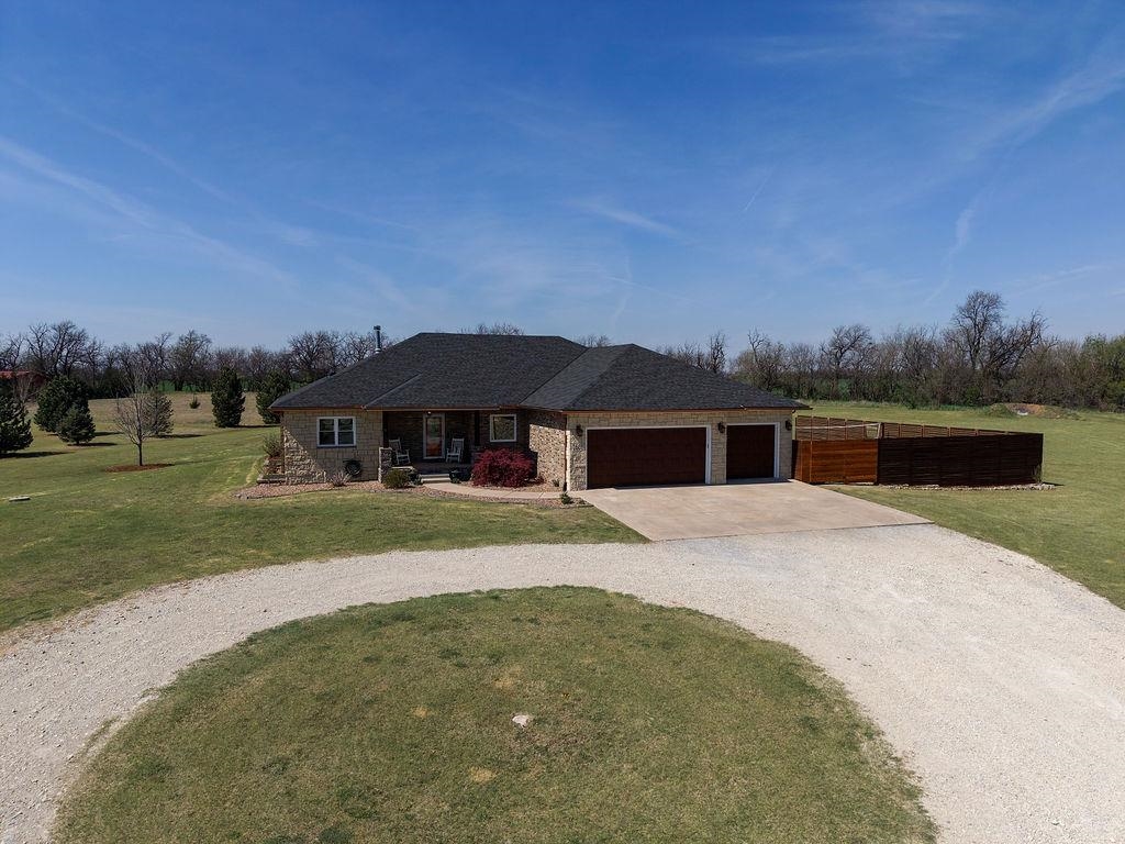2601 S Brookmeadow Drive Garden Plain KS 67050