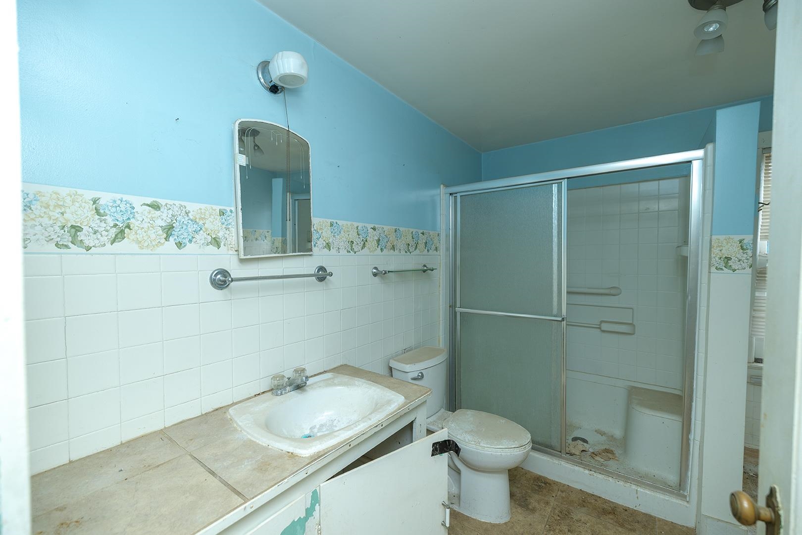 2216 E Ford Valley Center KS 67147