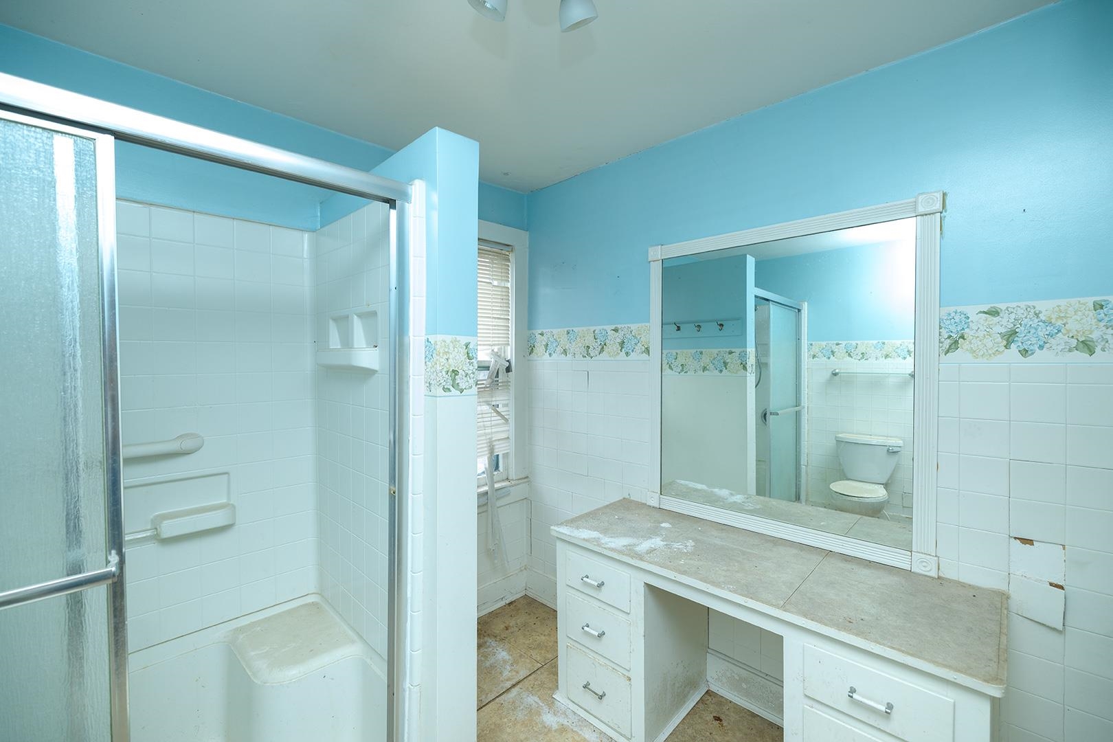 2216 E Ford Valley Center KS 67147