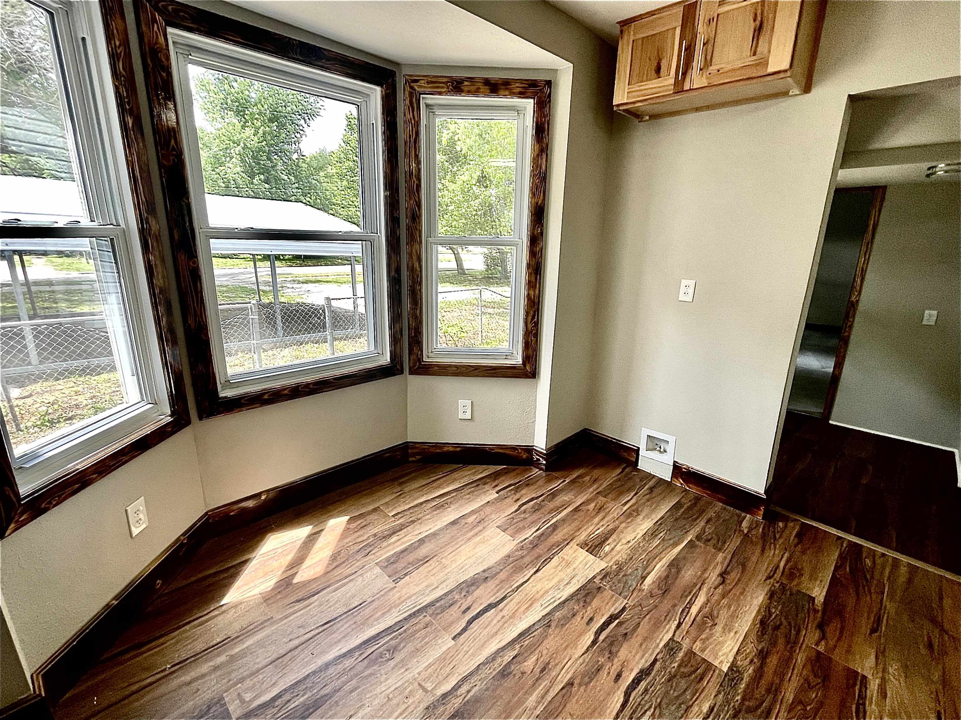 904 E 5th Avenue Winfield KS 67156