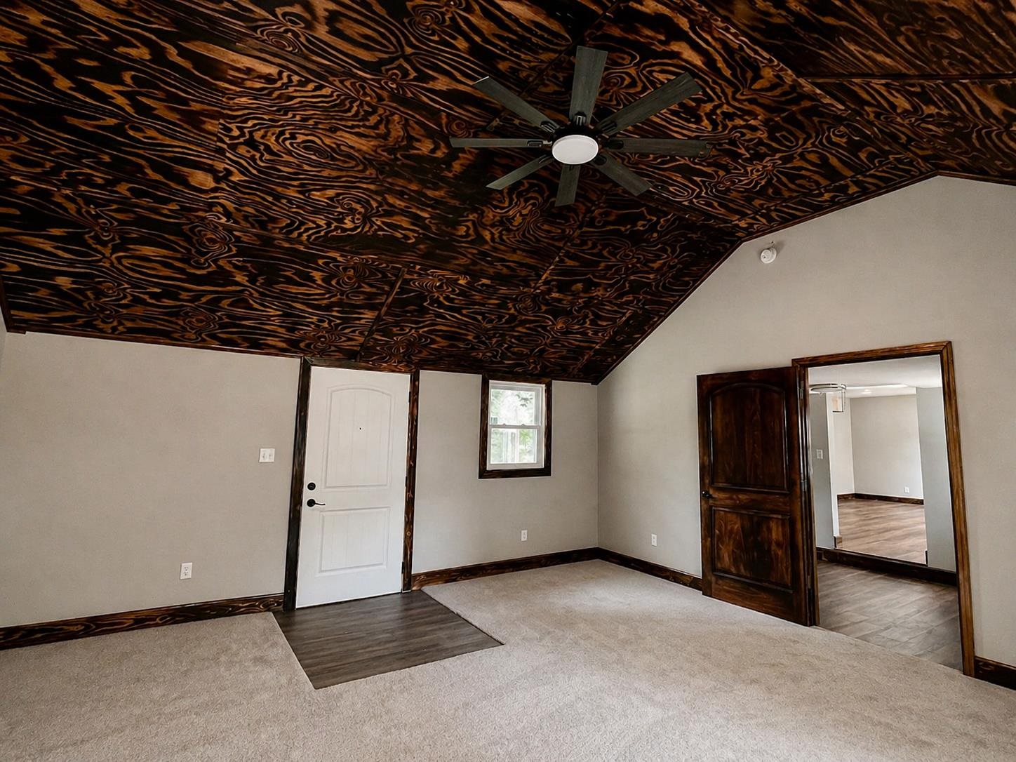 904 E 5th Avenue Winfield KS 67156