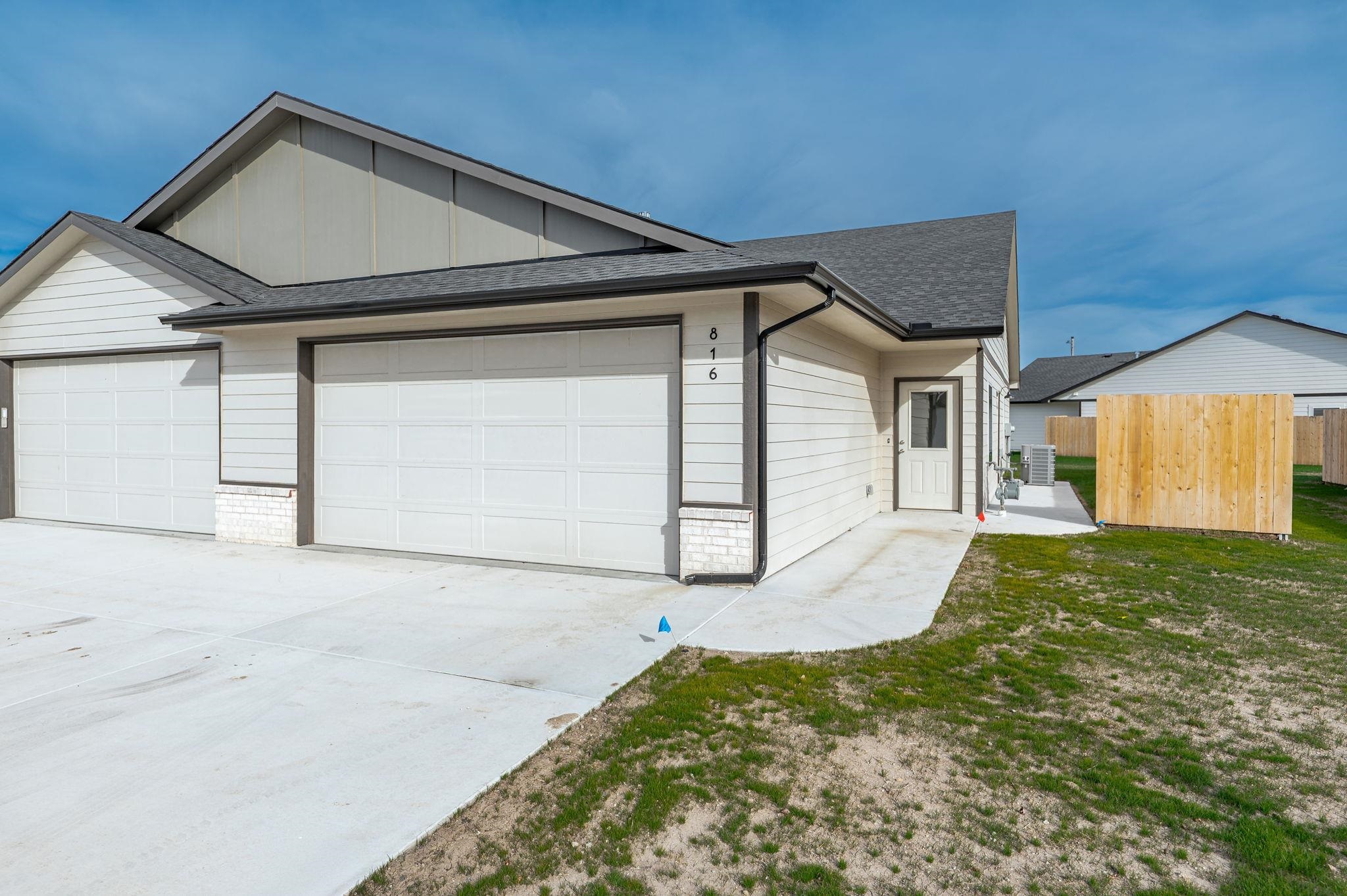 816 S Jay Street Valley Center KS 67147-8948