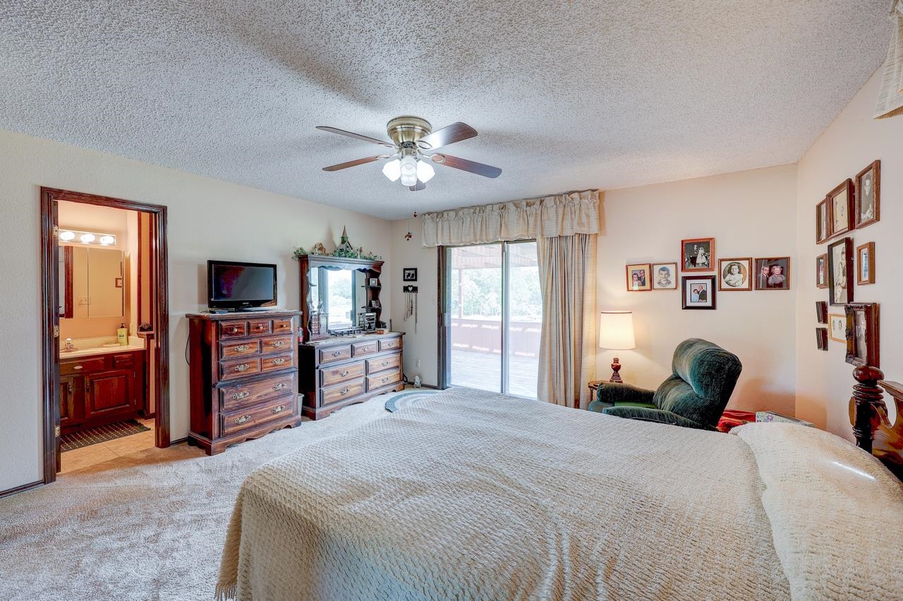 4 Lakeridge Drive Arkansas City KS 67005