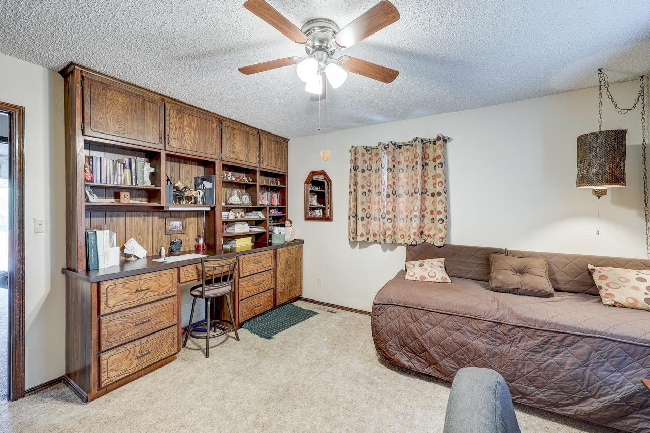 4 Lakeridge Drive Arkansas City KS 67005