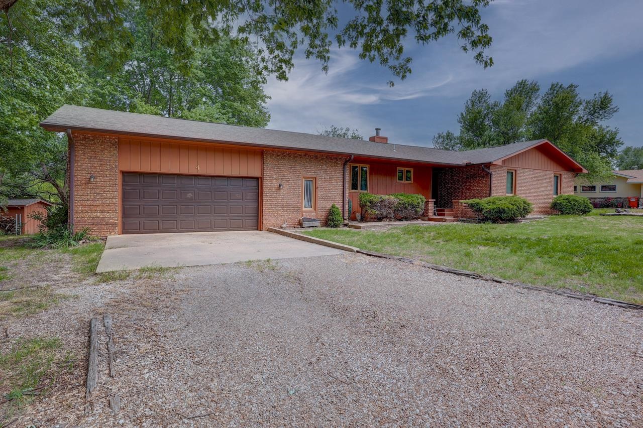 4 Lakeridge Drive Arkansas City KS 67005