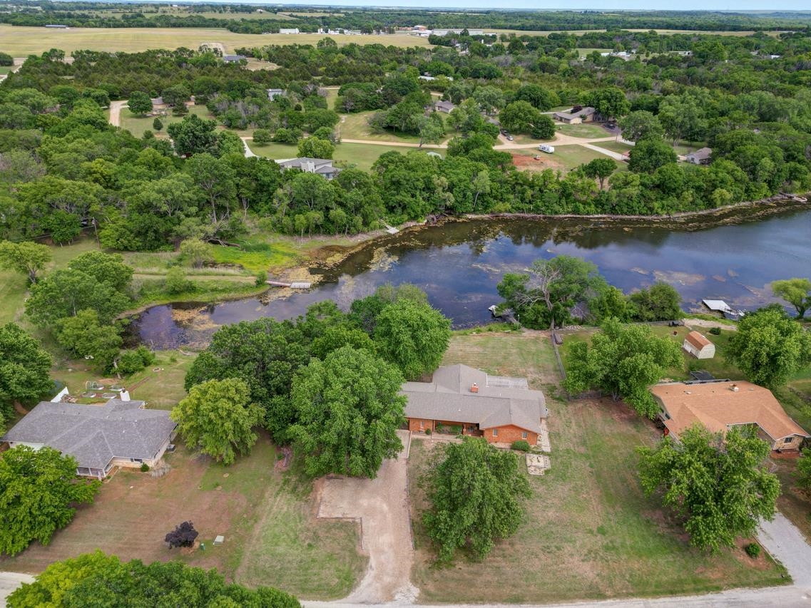 4 Lakeridge Drive Arkansas City KS 67005