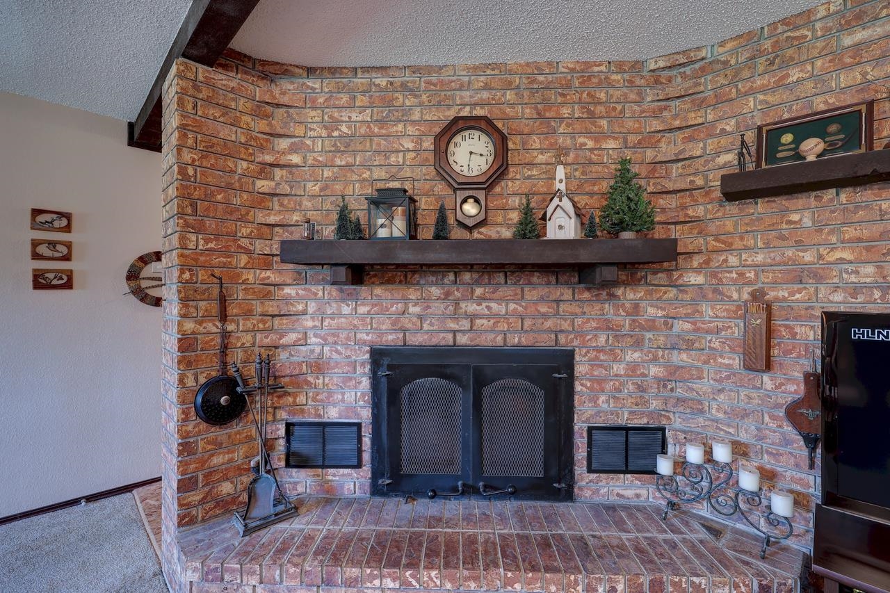 4 Lakeridge Drive Arkansas City KS 67005