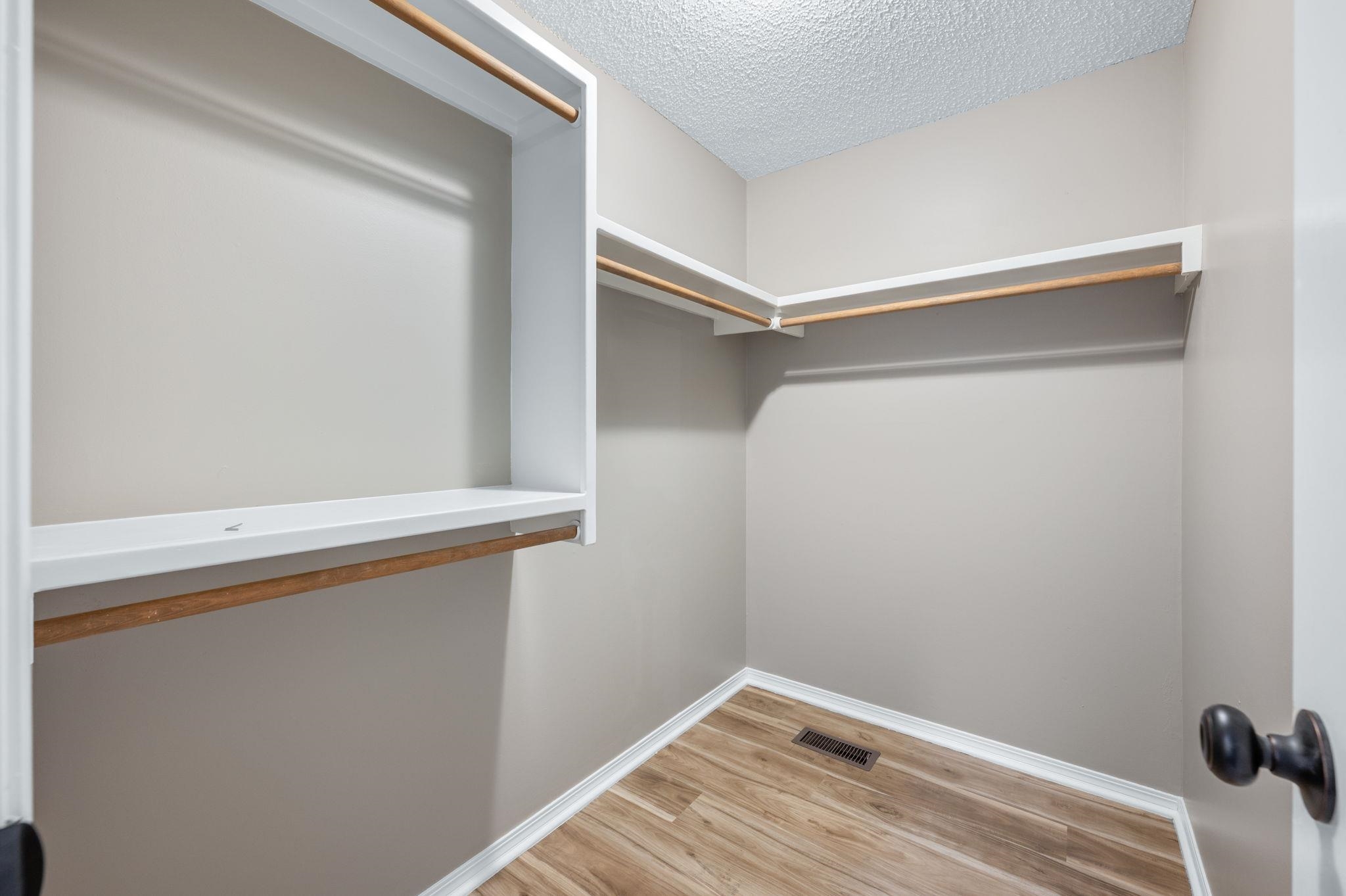 7025 E 39th Street N Wichita KS 67226