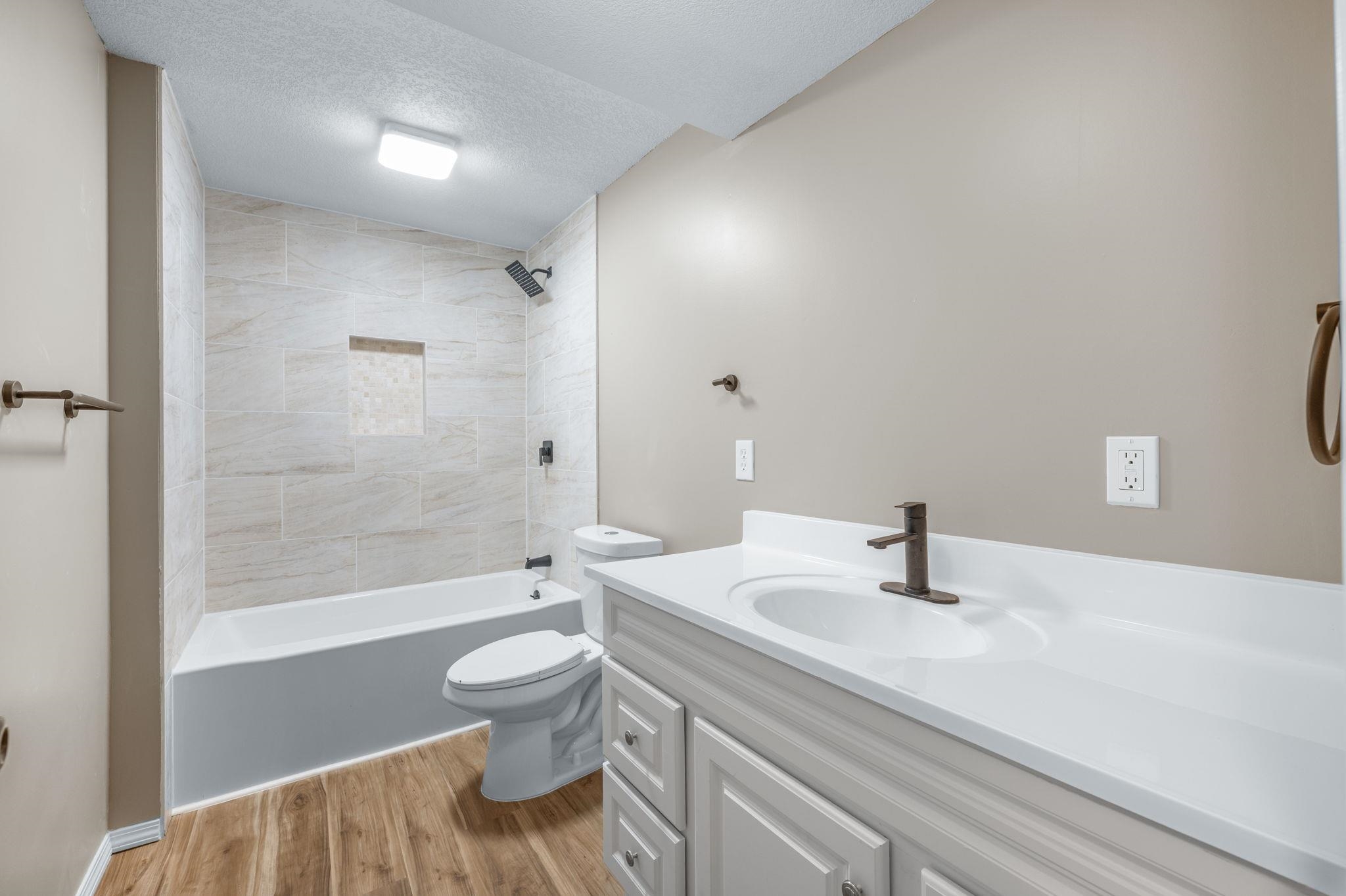 7025 E 39th Street N Wichita KS 67226