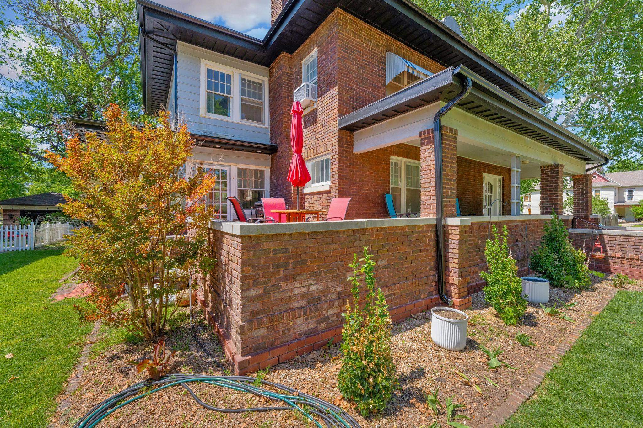 225 N B Street Arkansas City KS 67005