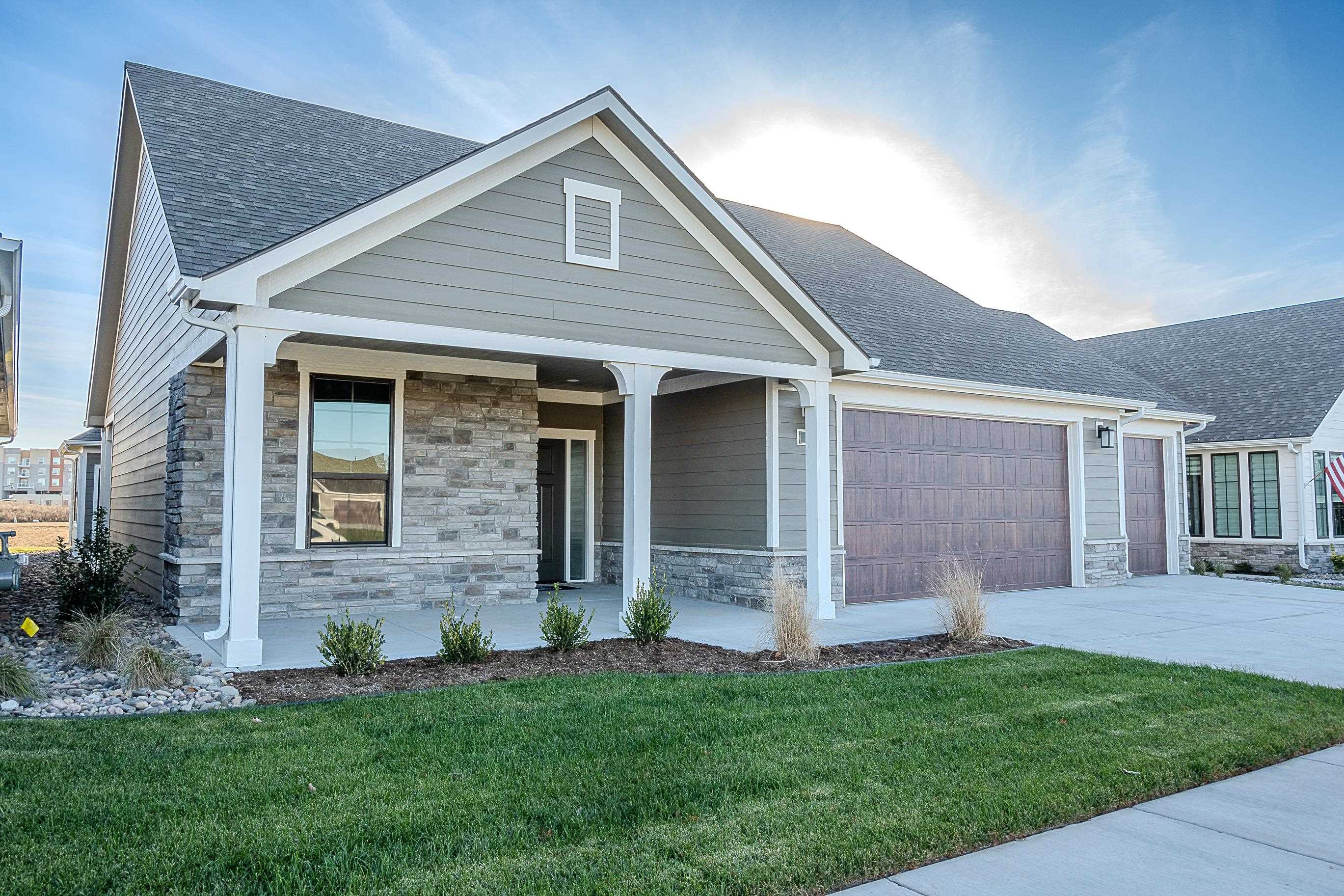 727 E Lexington Lane Andover KS 67002