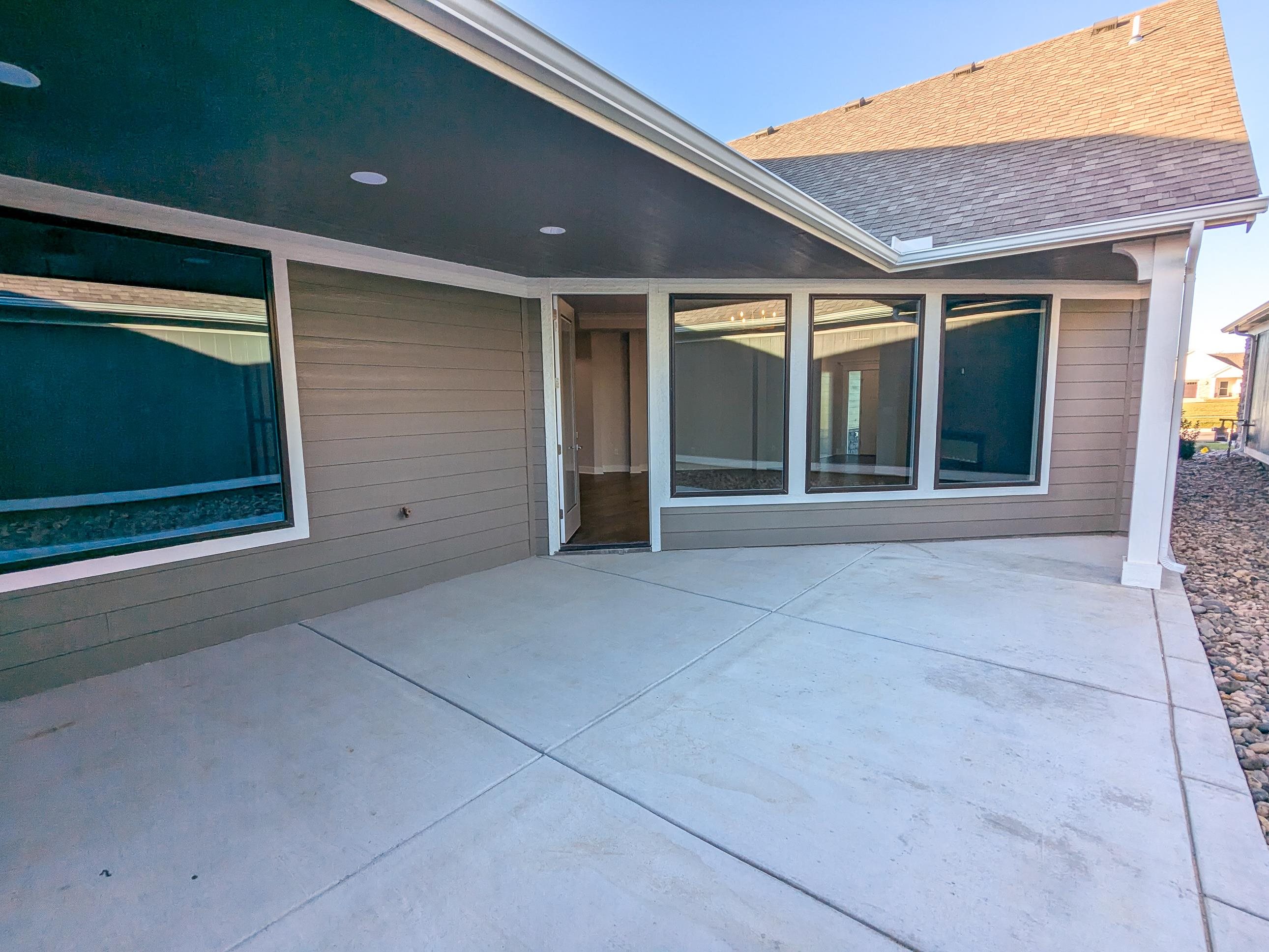 727 E Lexington Lane Andover KS 67002