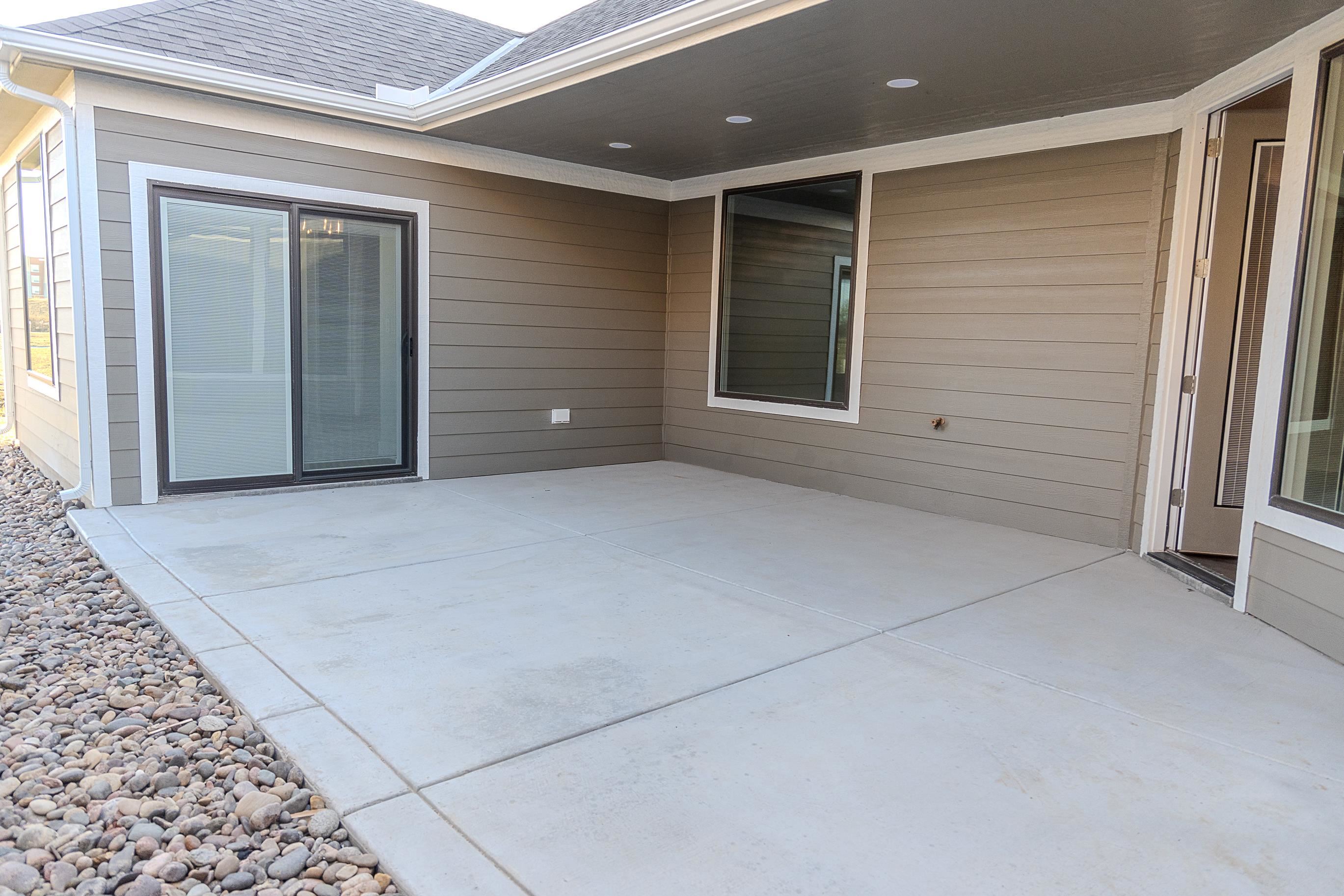 727 E Lexington Lane Andover KS 67002