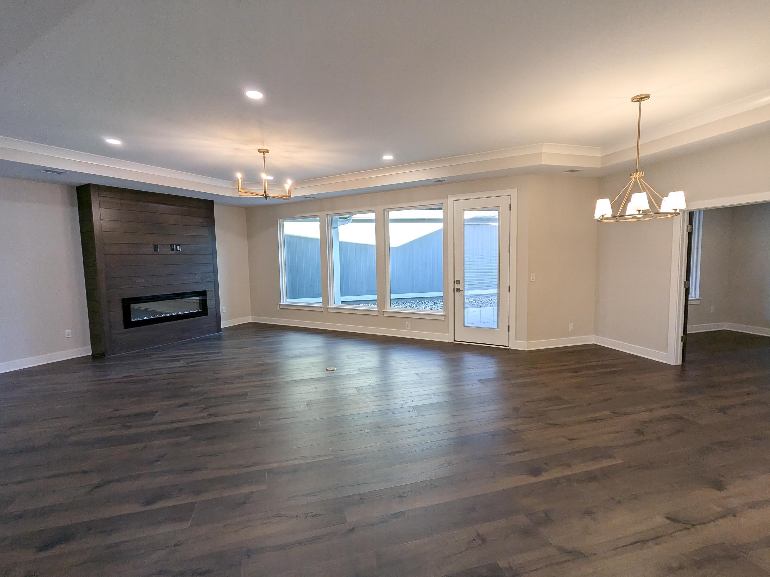 727 E Lexington Lane Andover KS 67002