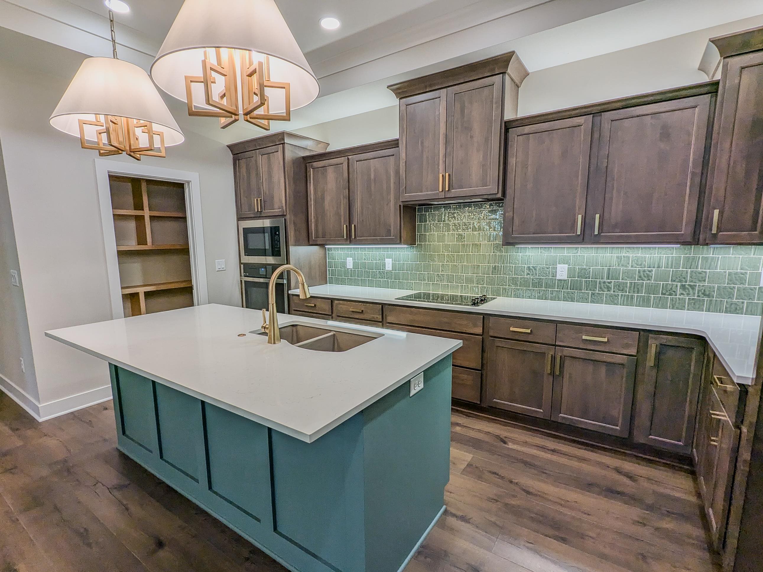 727 E Lexington Lane Andover KS 67002