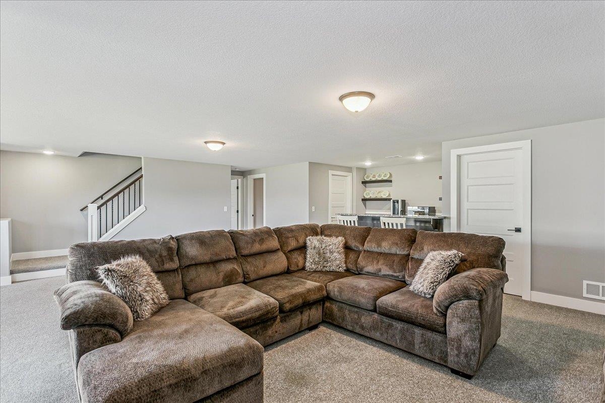 5125 N Athenian Street Wichita KS 67204