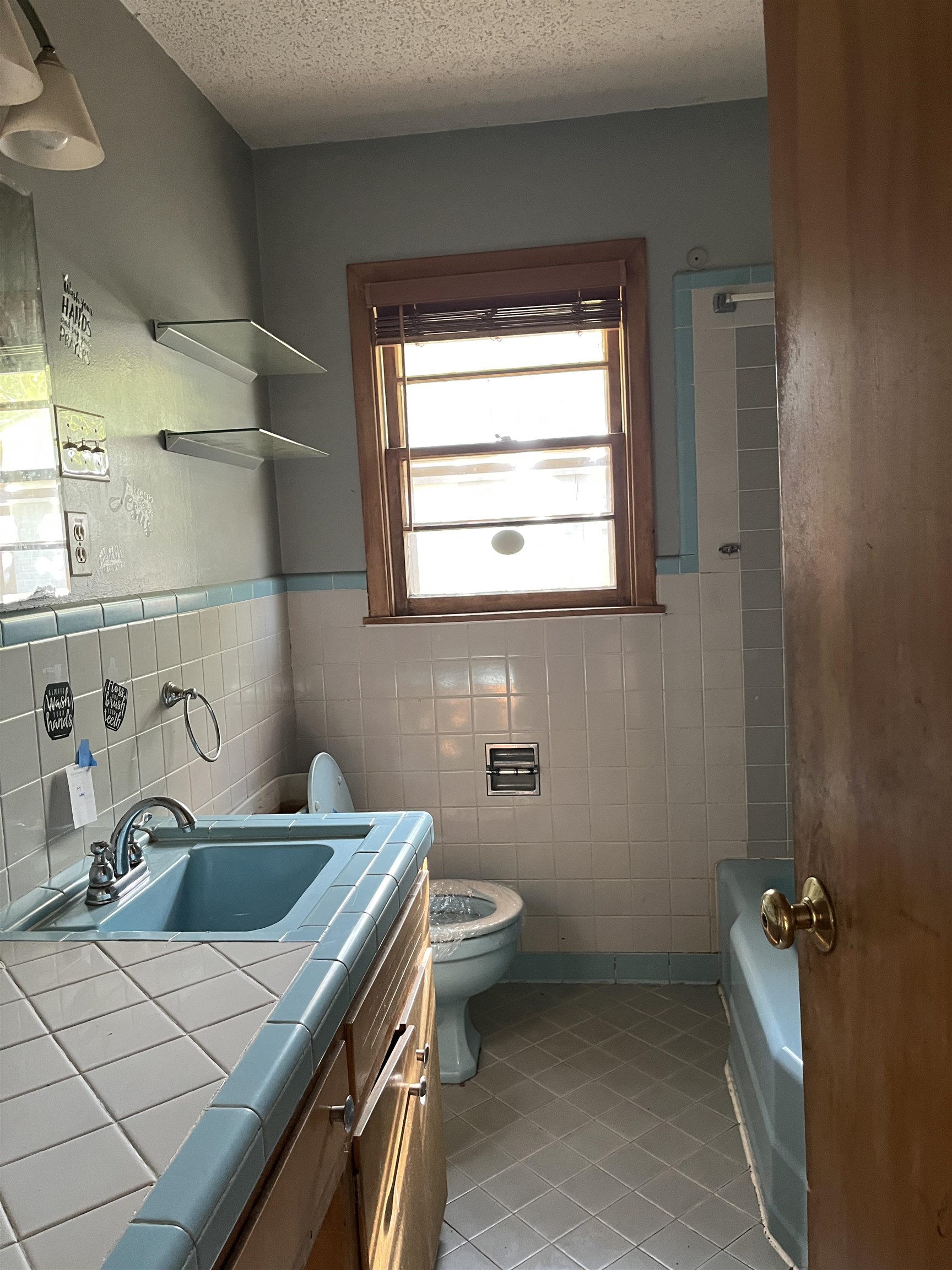8102 E Indianapolis Street Wichita KS 67207-0000
