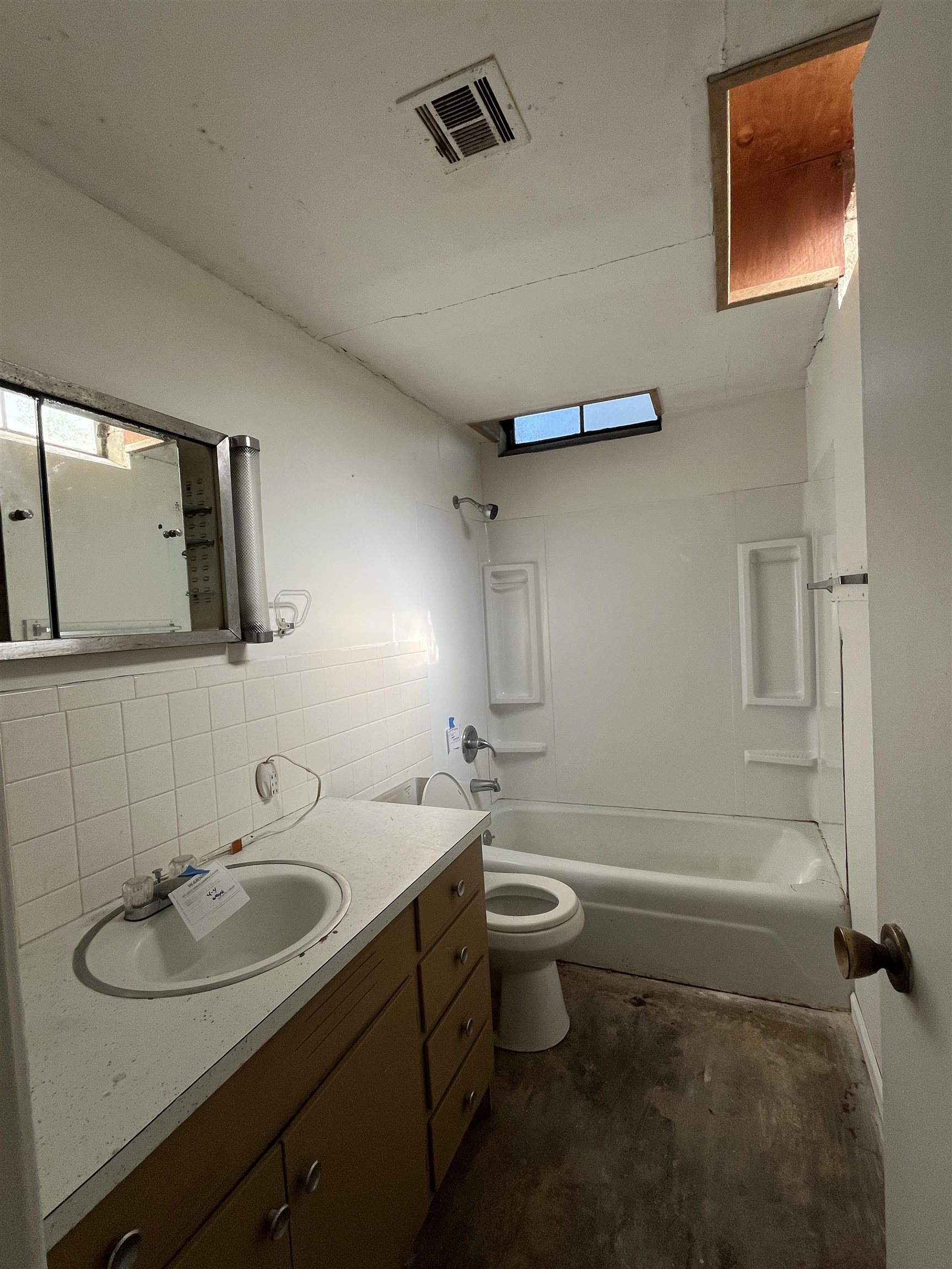 8102 E Indianapolis Street Wichita KS 67207-0000