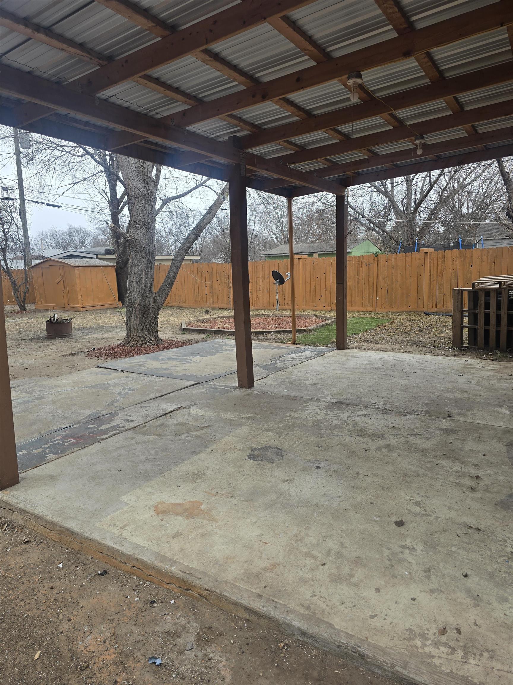 2018 S Washington Wichita KS 67211